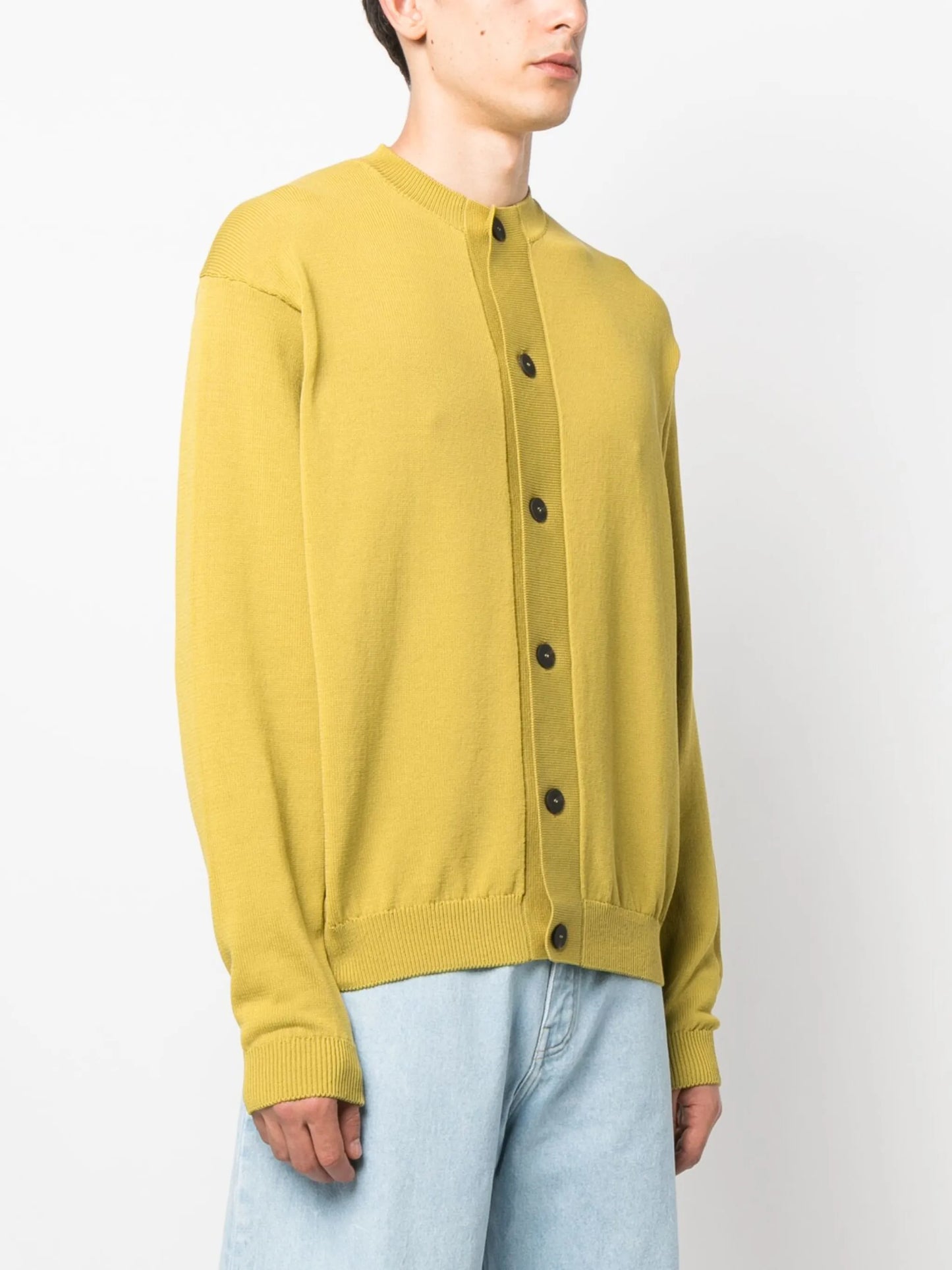 fine-knit buttoned cardigan