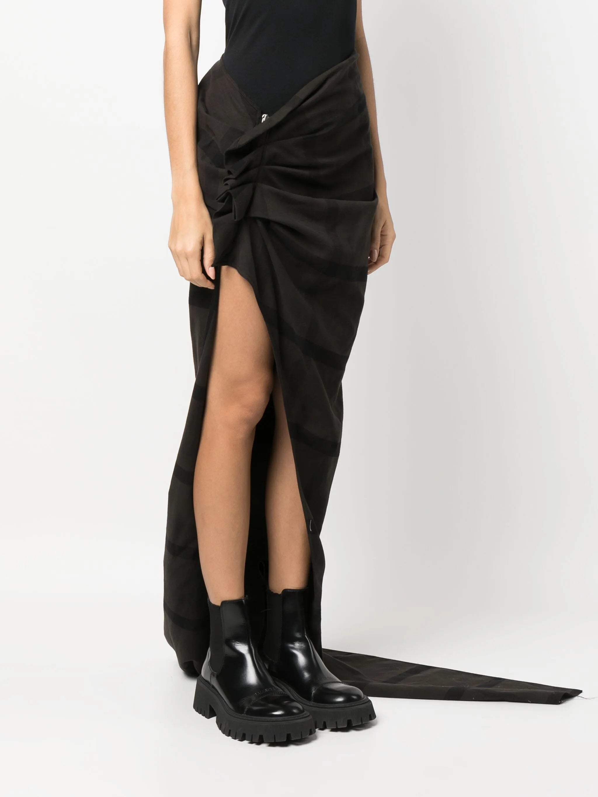 Edfu plaid draped train skirt