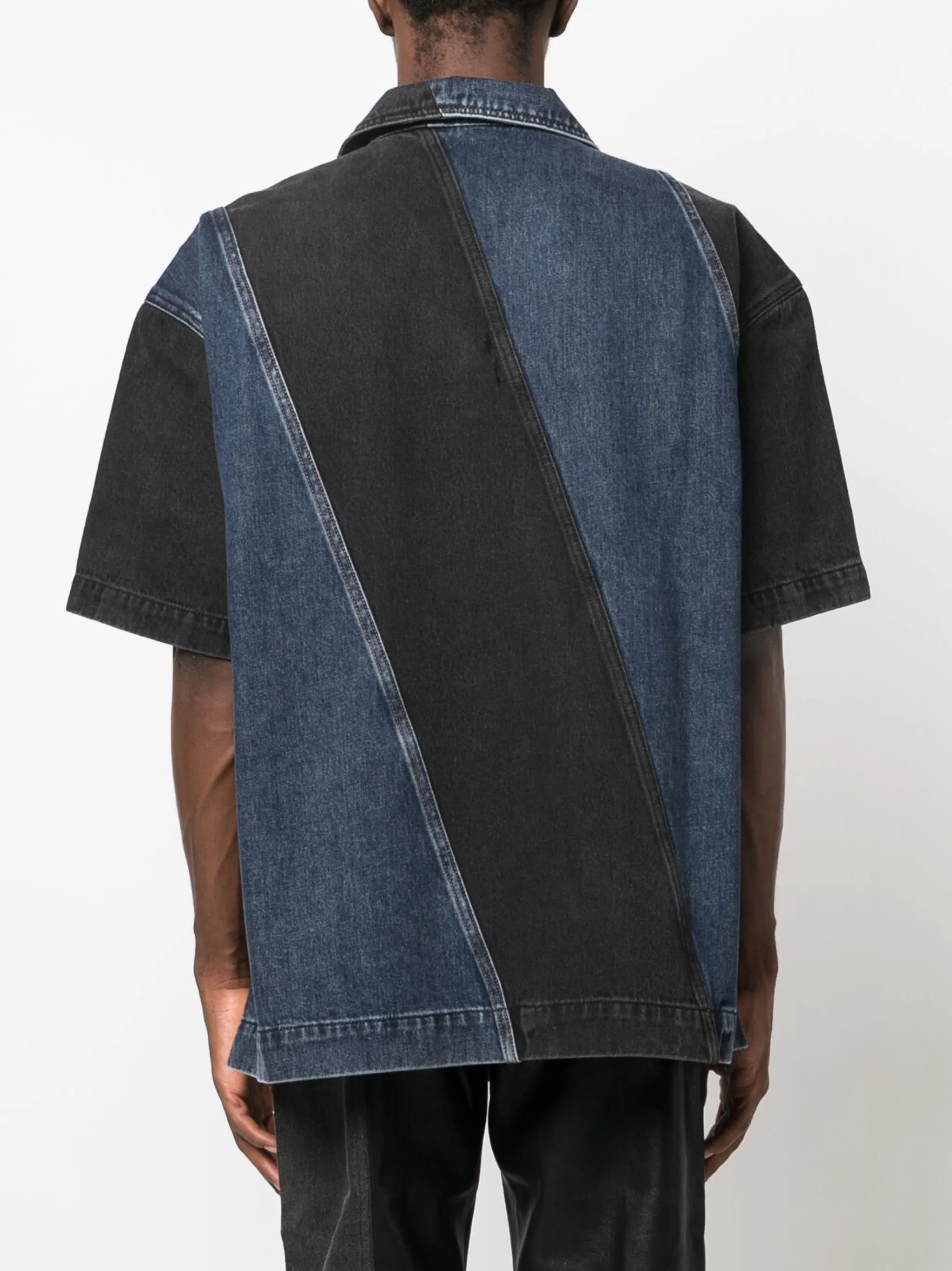 diagonal-striped short-sleeved denim shirt