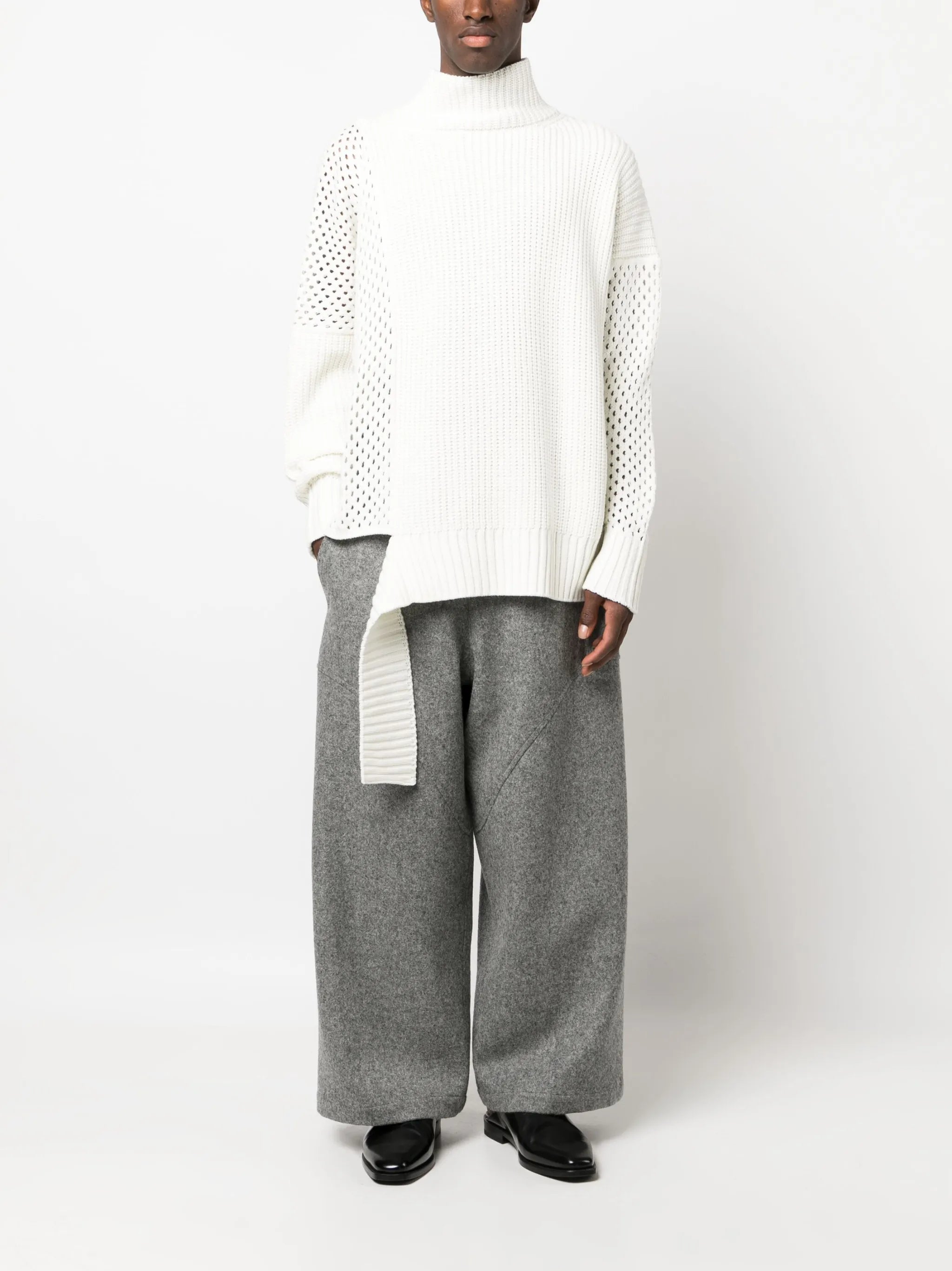 asymmetric-hem ribbed knit jumper