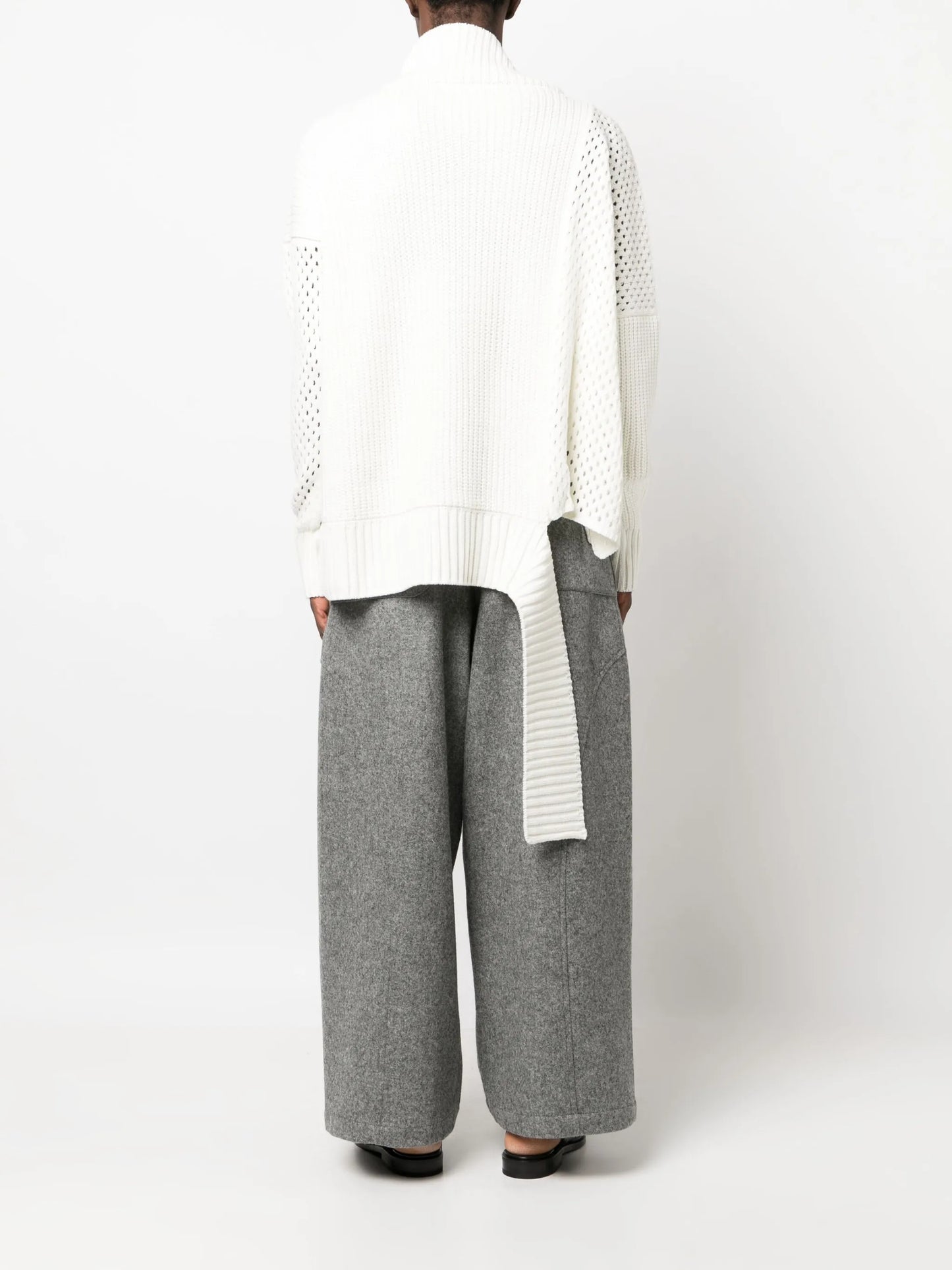 asymmetric-hem ribbed knit jumper