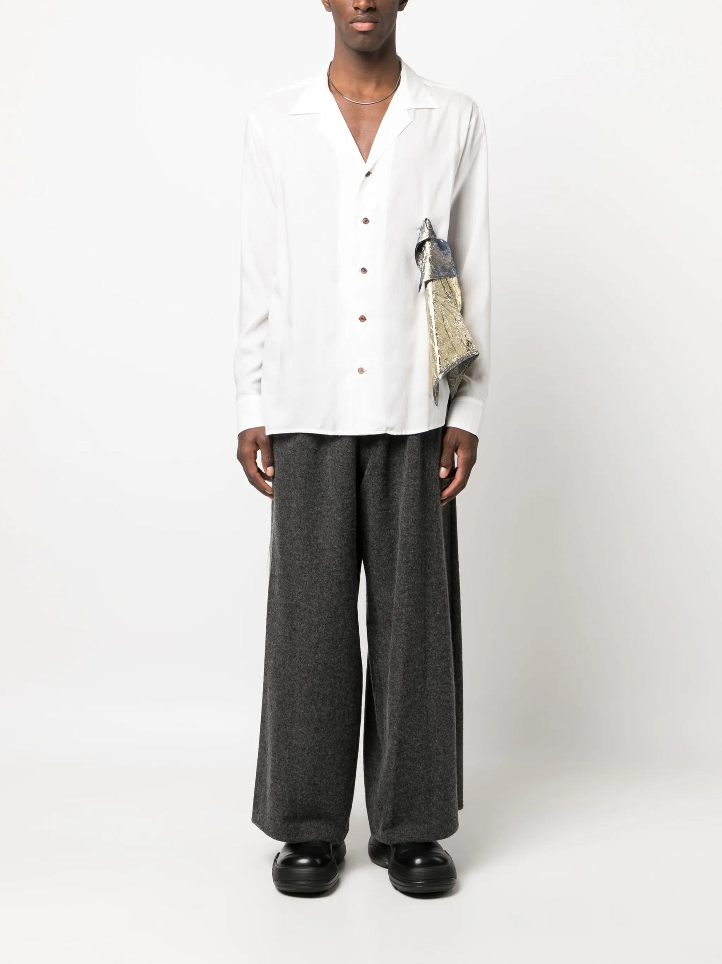 wide-leg box-pleated trousers