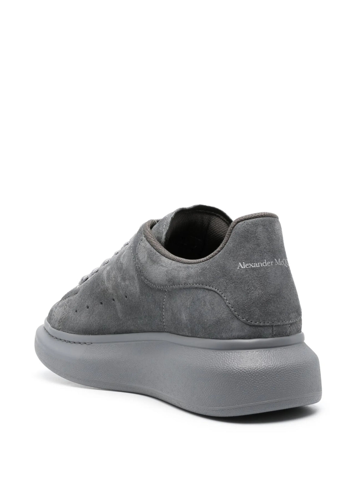 Oversized low-top sneakers