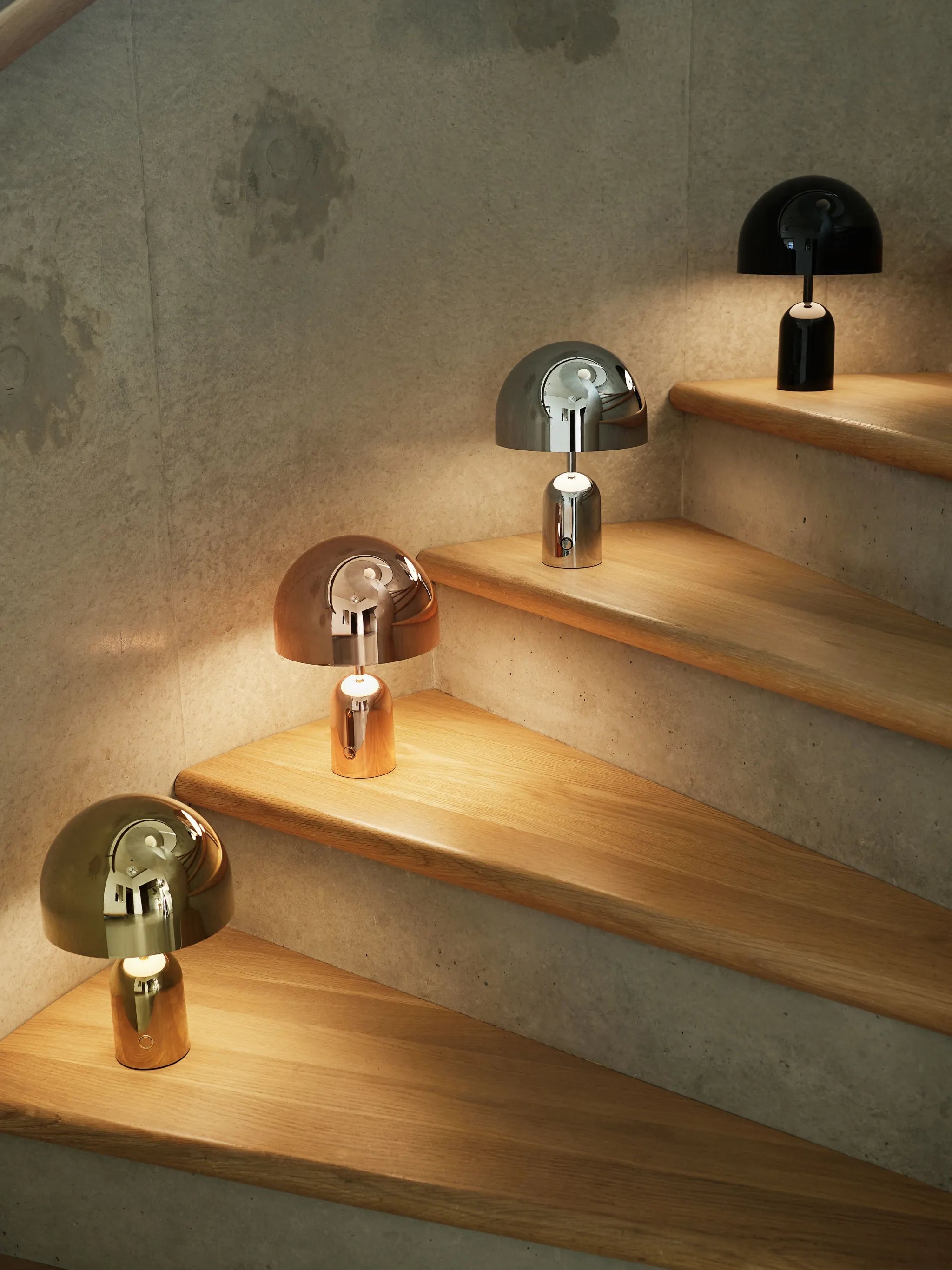 Bell portable LED UN light