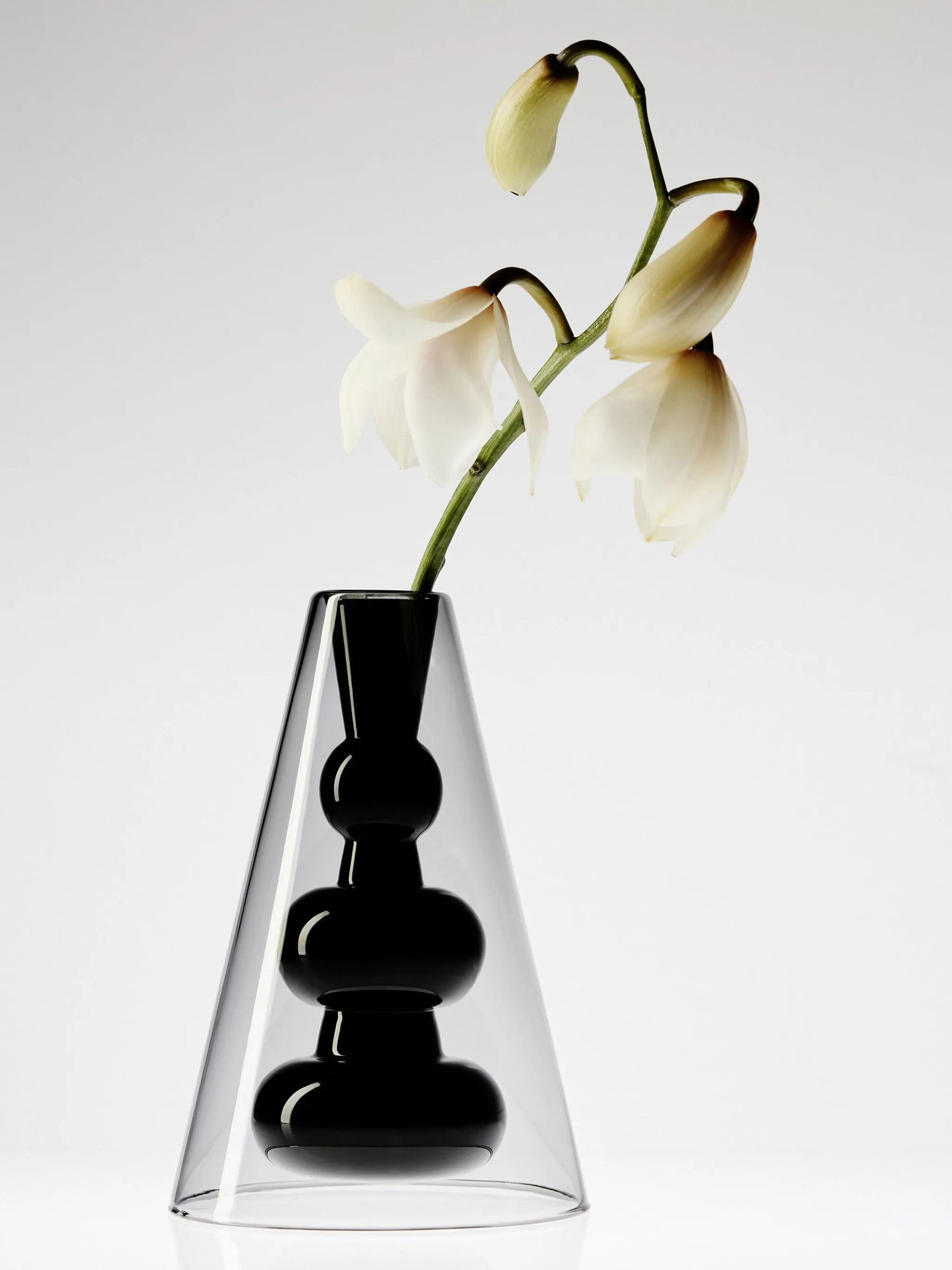 Bump vase cone