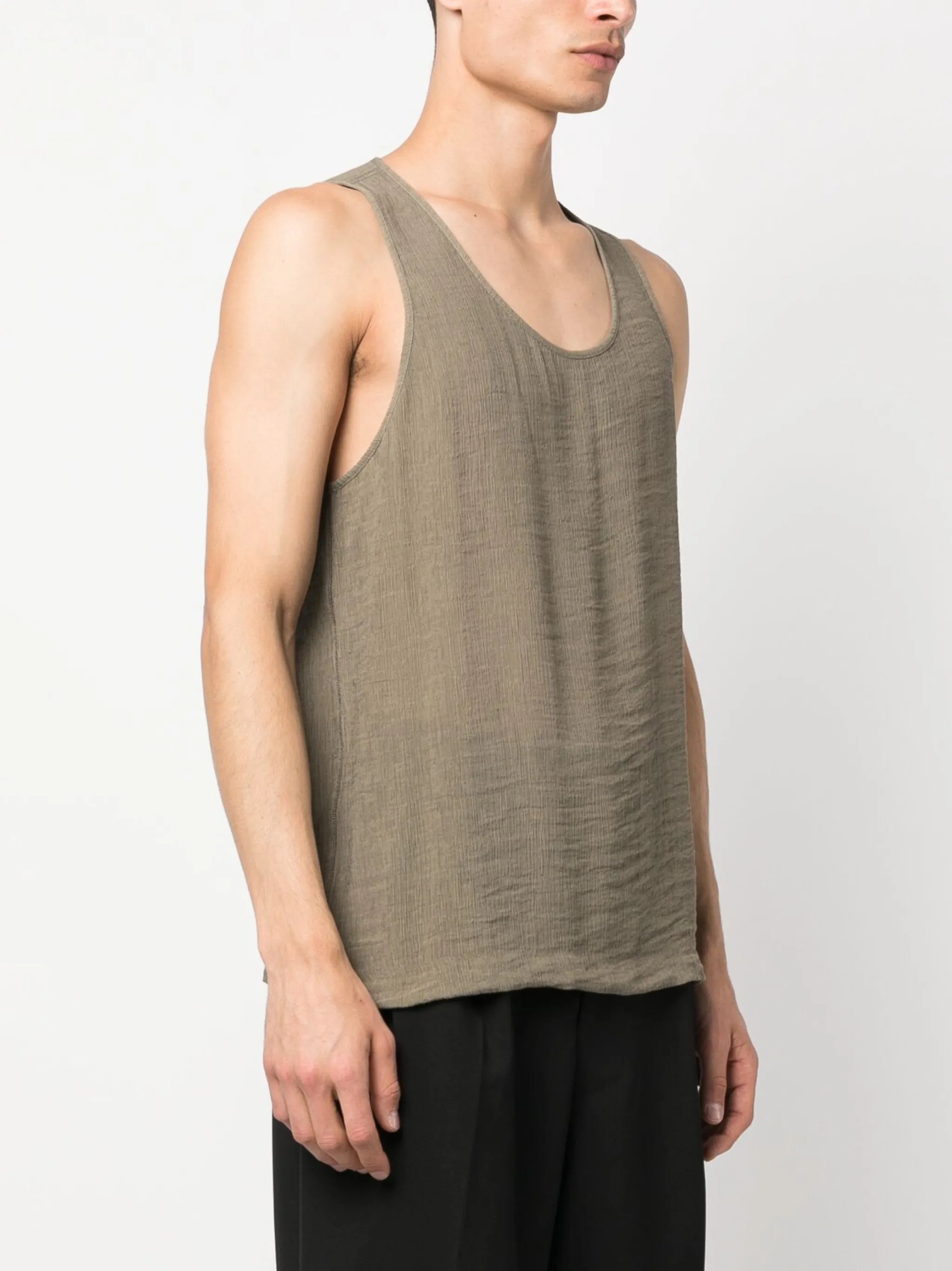 crinkled tank top