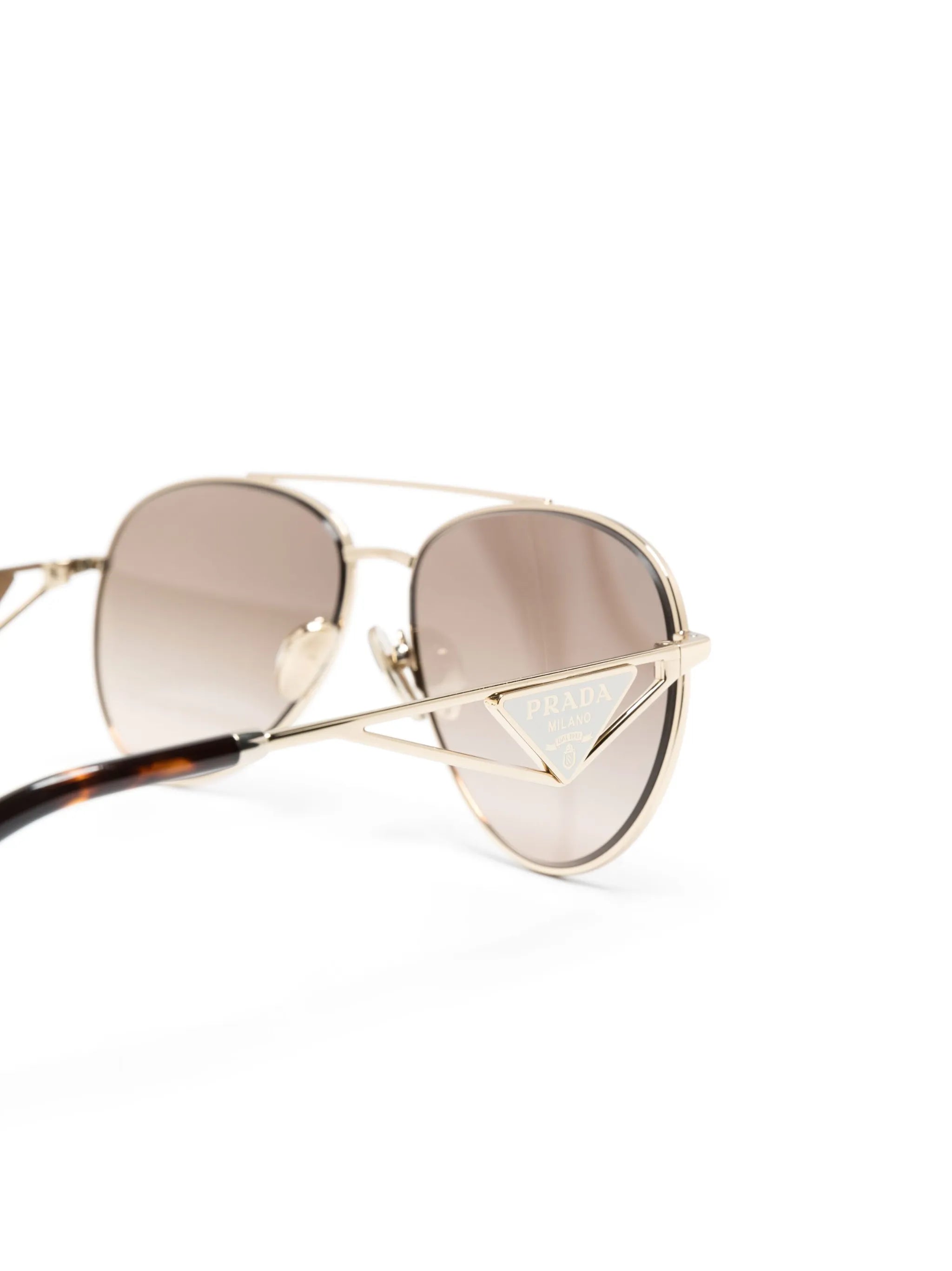 enamel-triangle pilot-frame sunglasses
