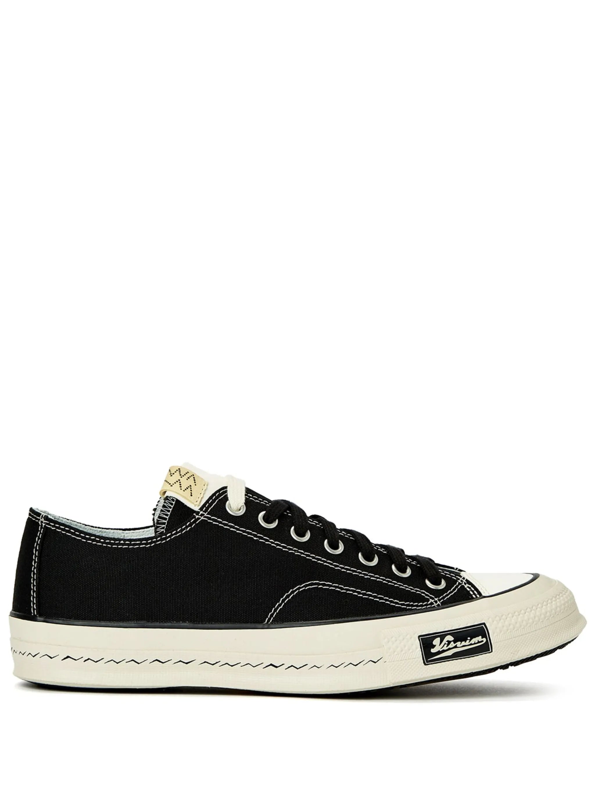 logo-patch leather low-top sneakers
