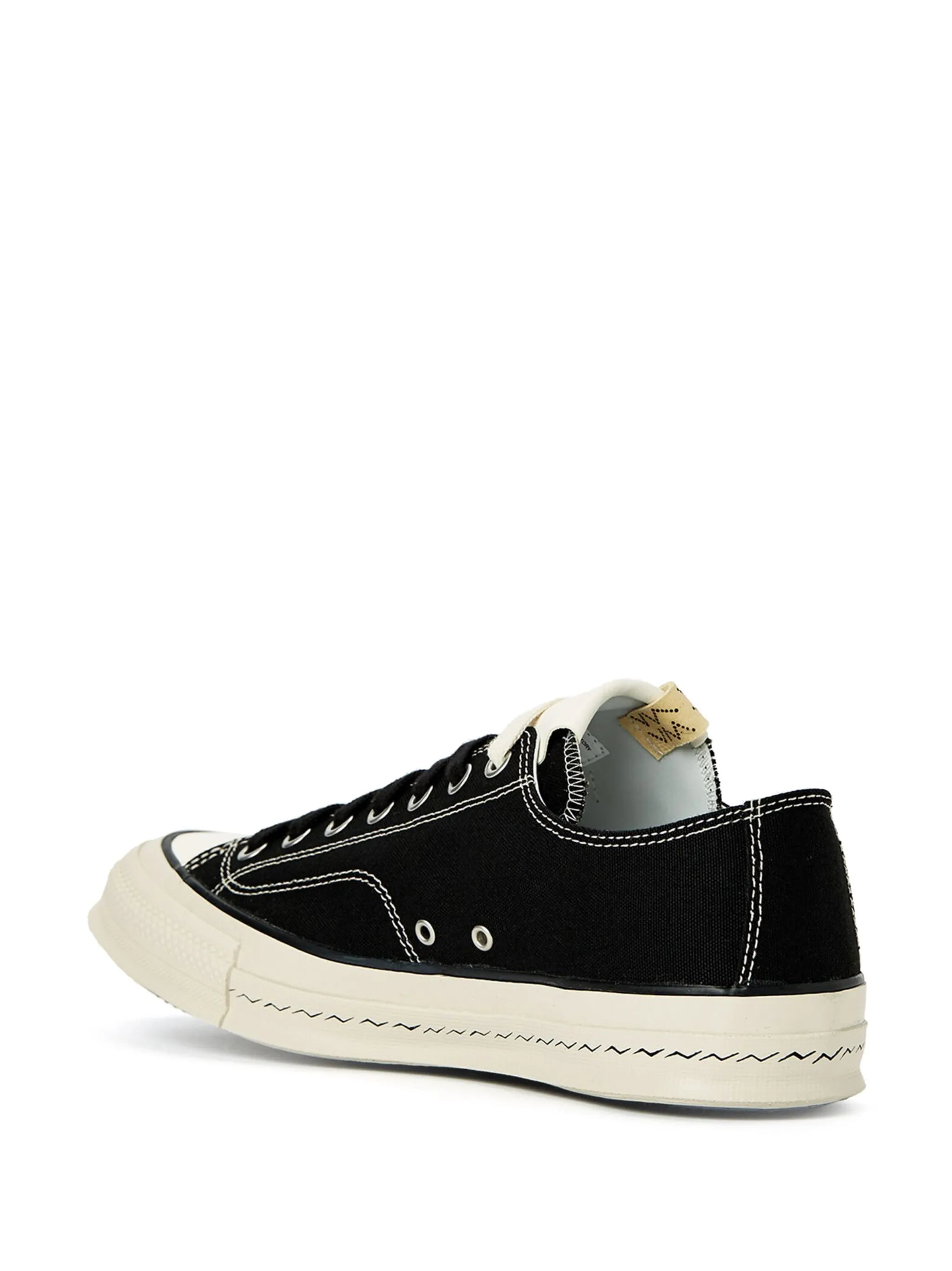 logo-patch leather low-top sneakers