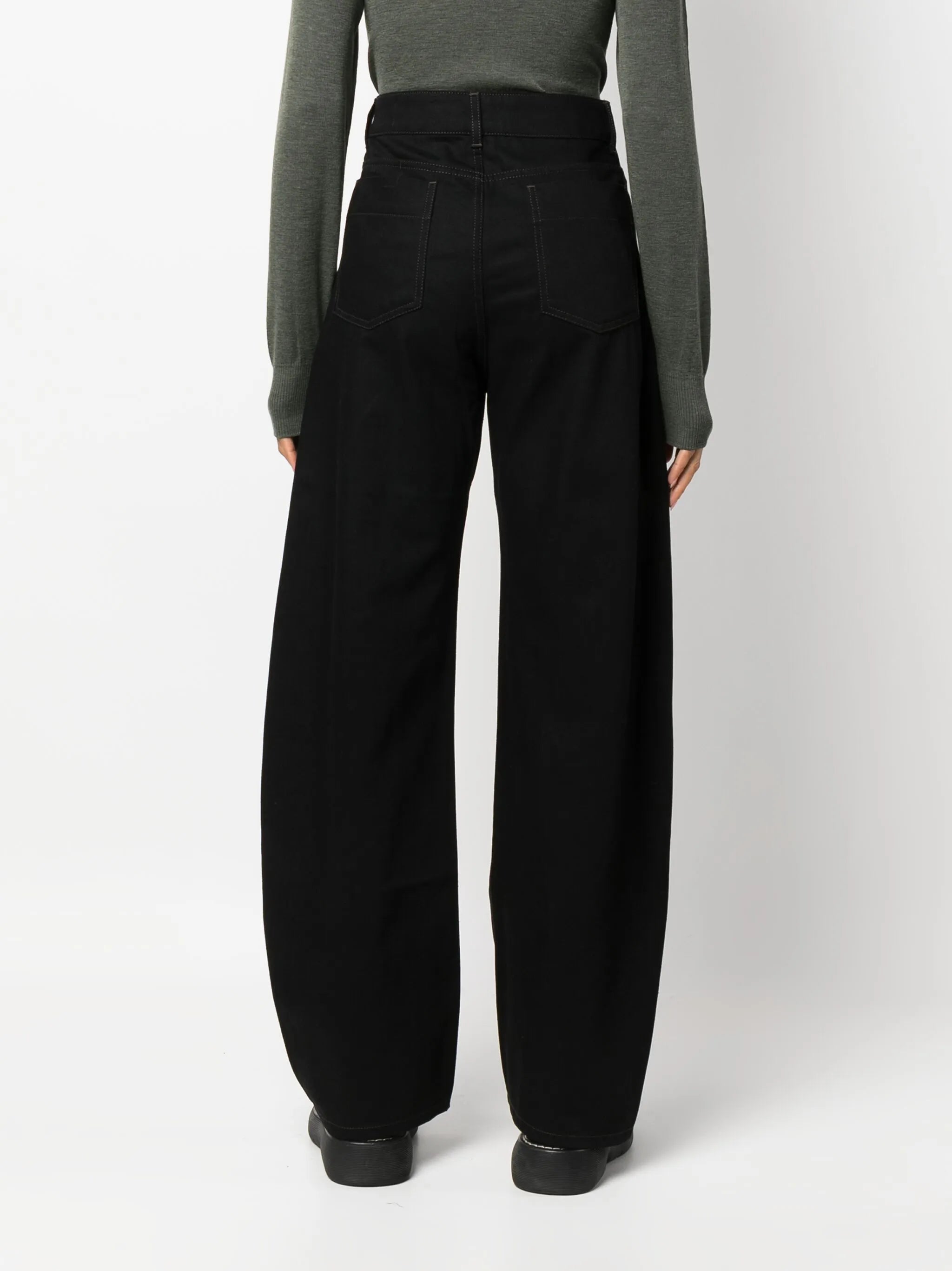 wide-leg high-rise jeans