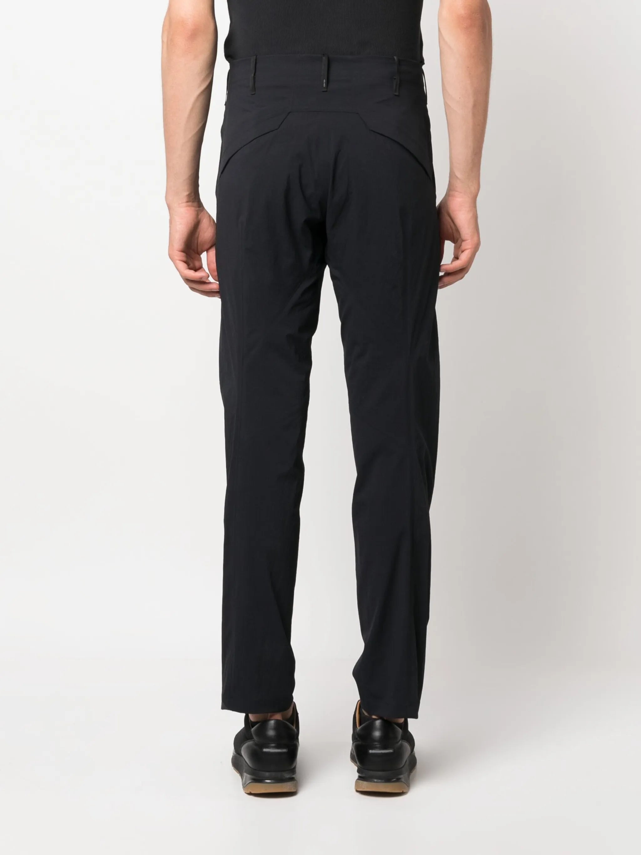 slim-cut leg trousers