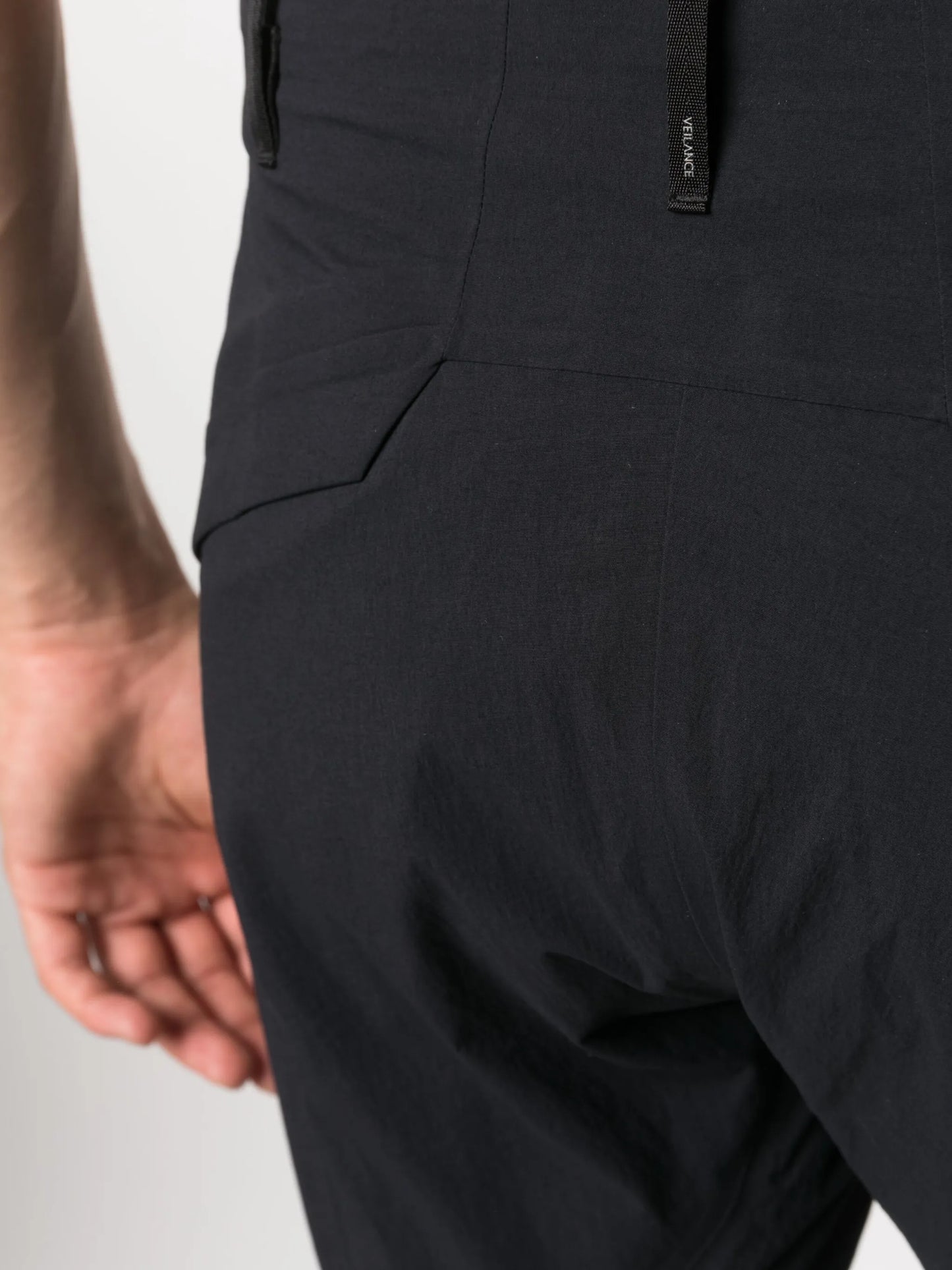 slim-cut leg trousers