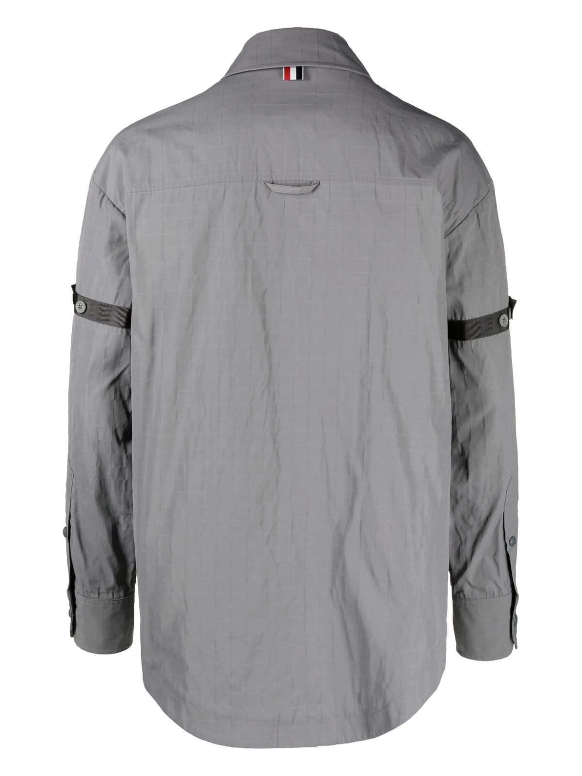 button-fastening shirt jacket