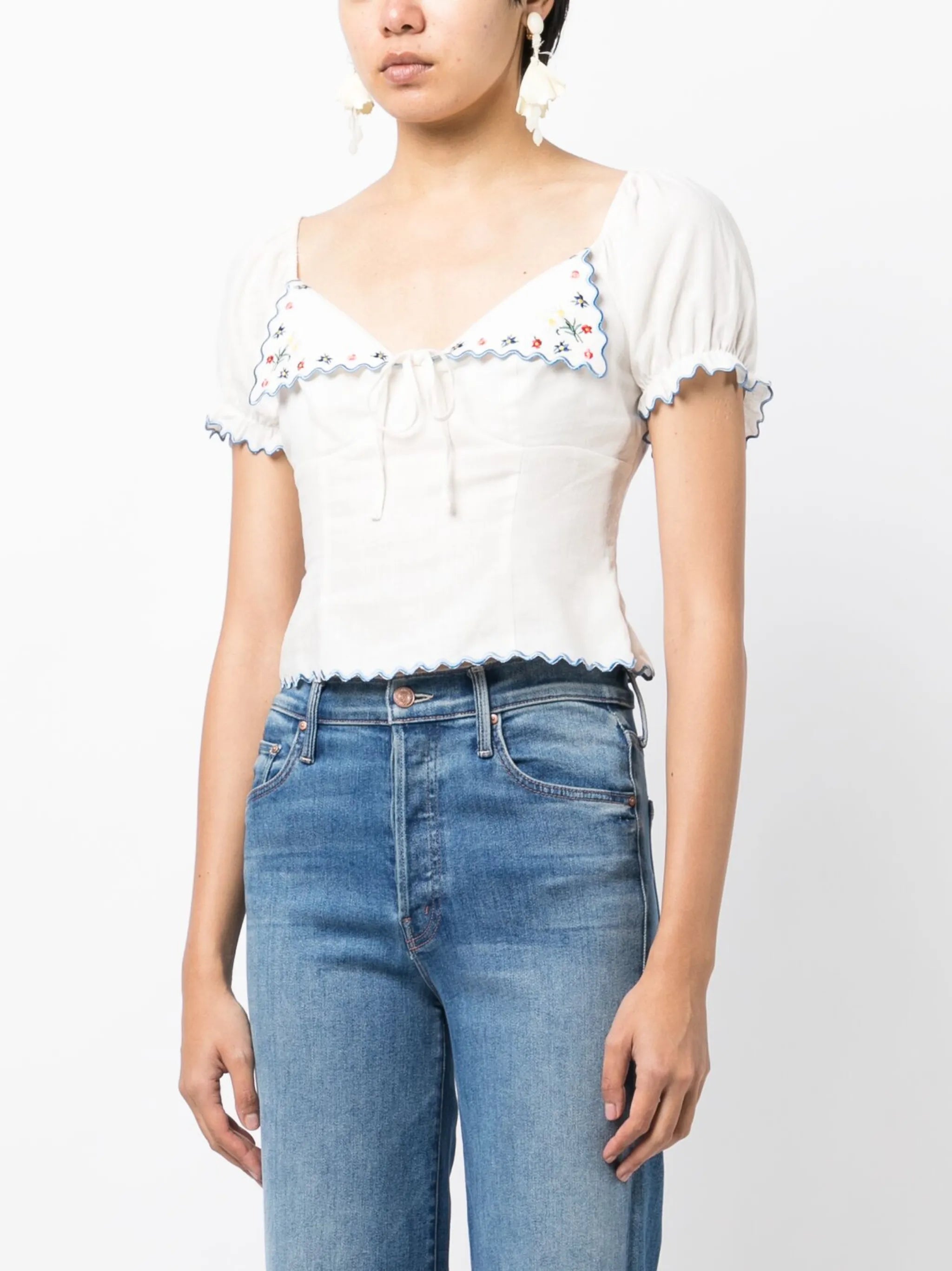 Didi floral-embroidery scalloped blouse
