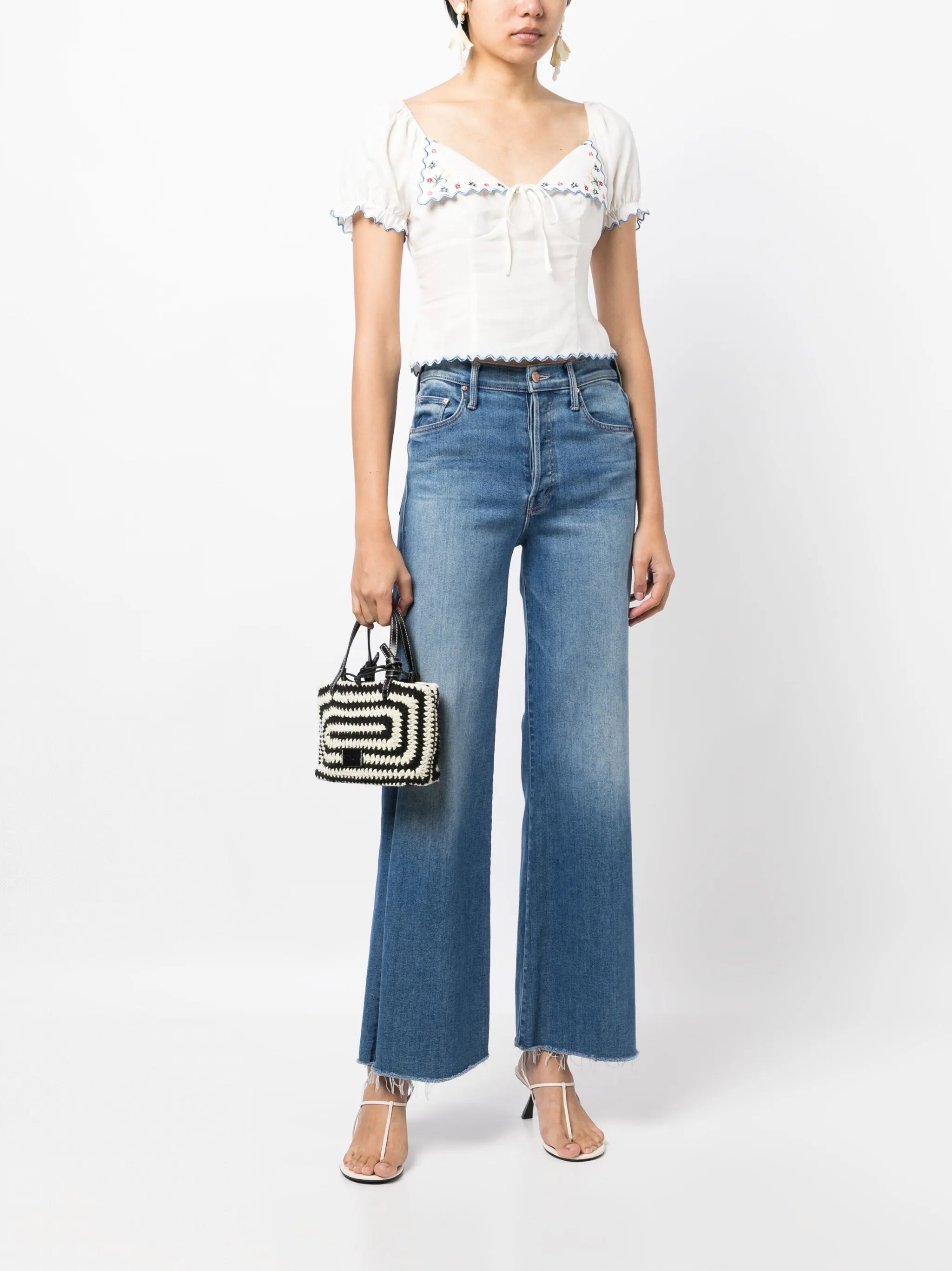 Didi floral-embroidery scalloped blouse