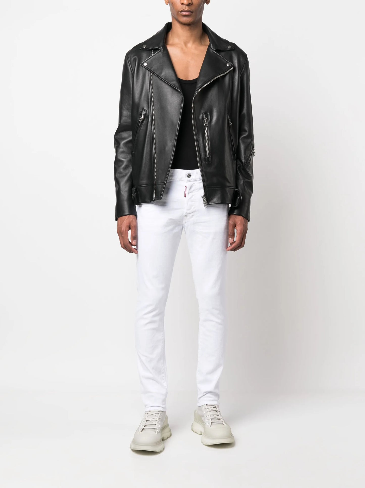 mid-rise straight-leg jeans