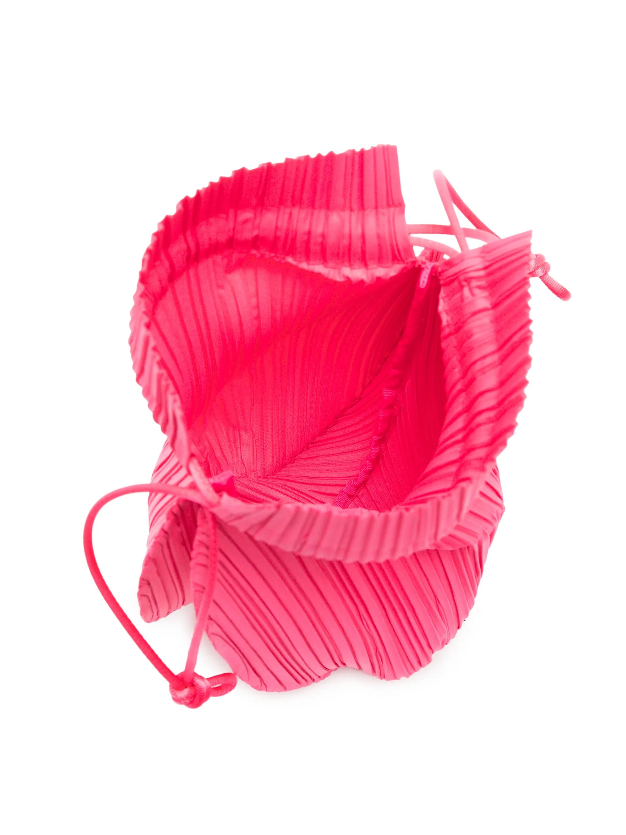 Coconut pleated tote bag