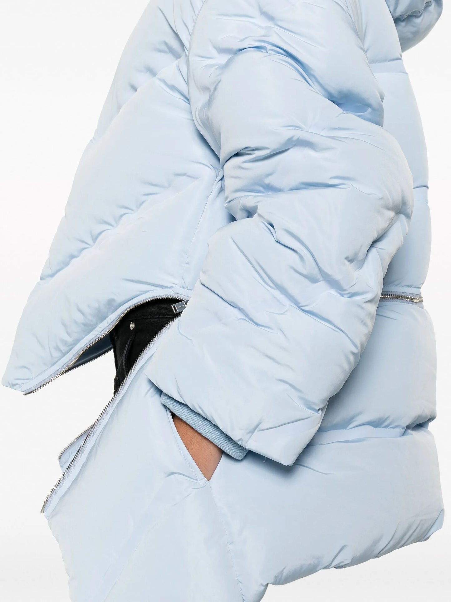 Welded convertible puffer jacket