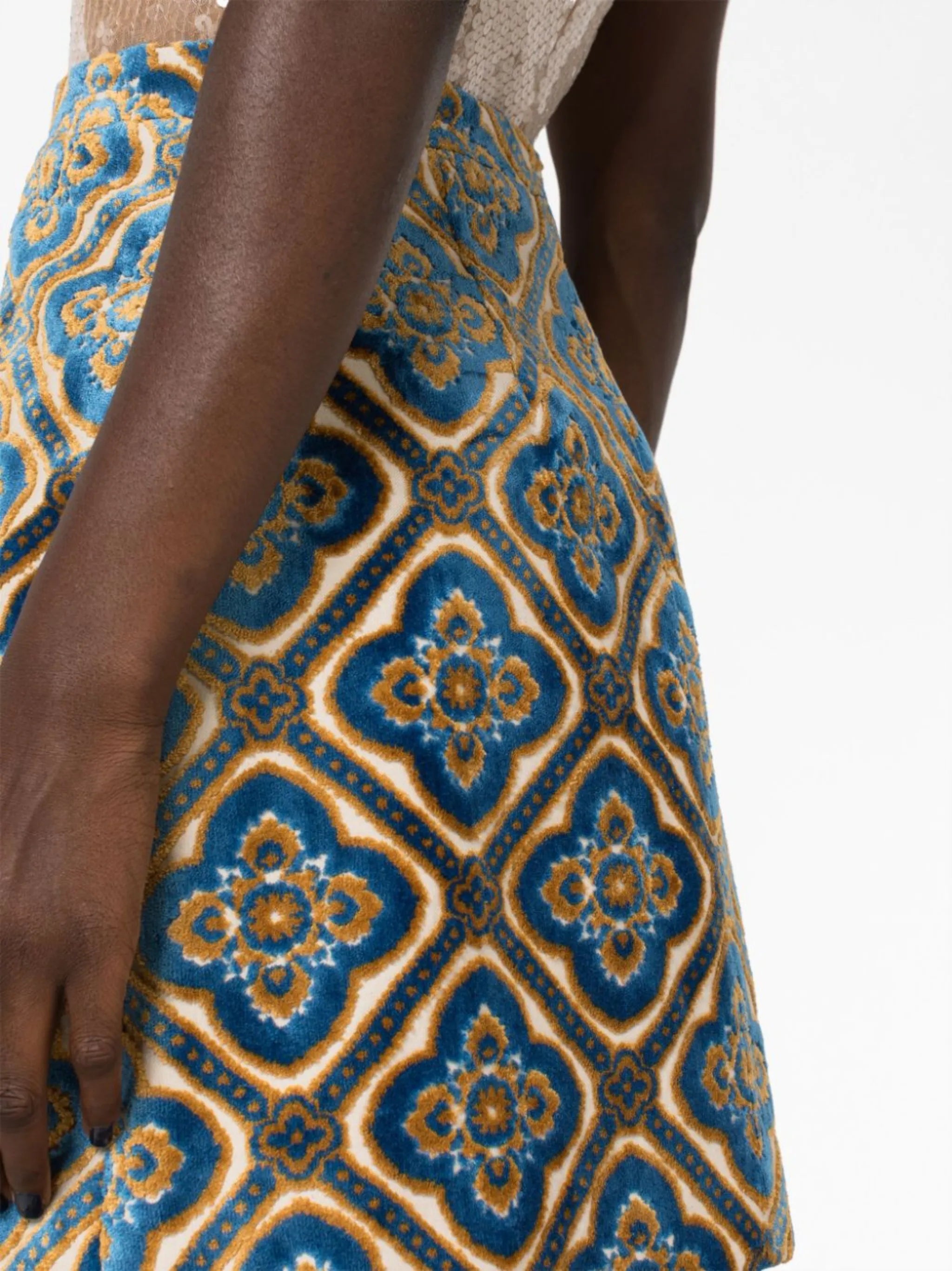 graphic-patter velvet-effect skirt