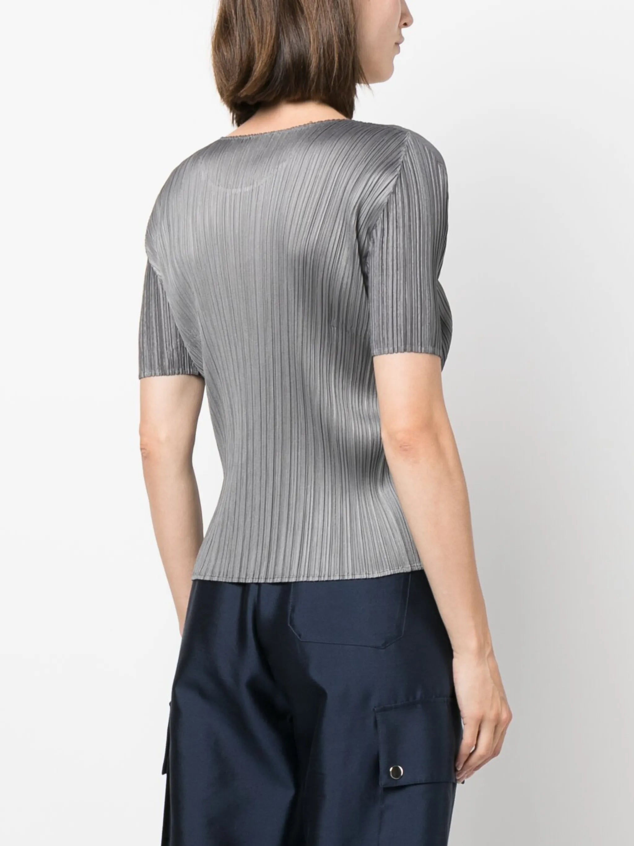 pleated short-sleeve T-shirt