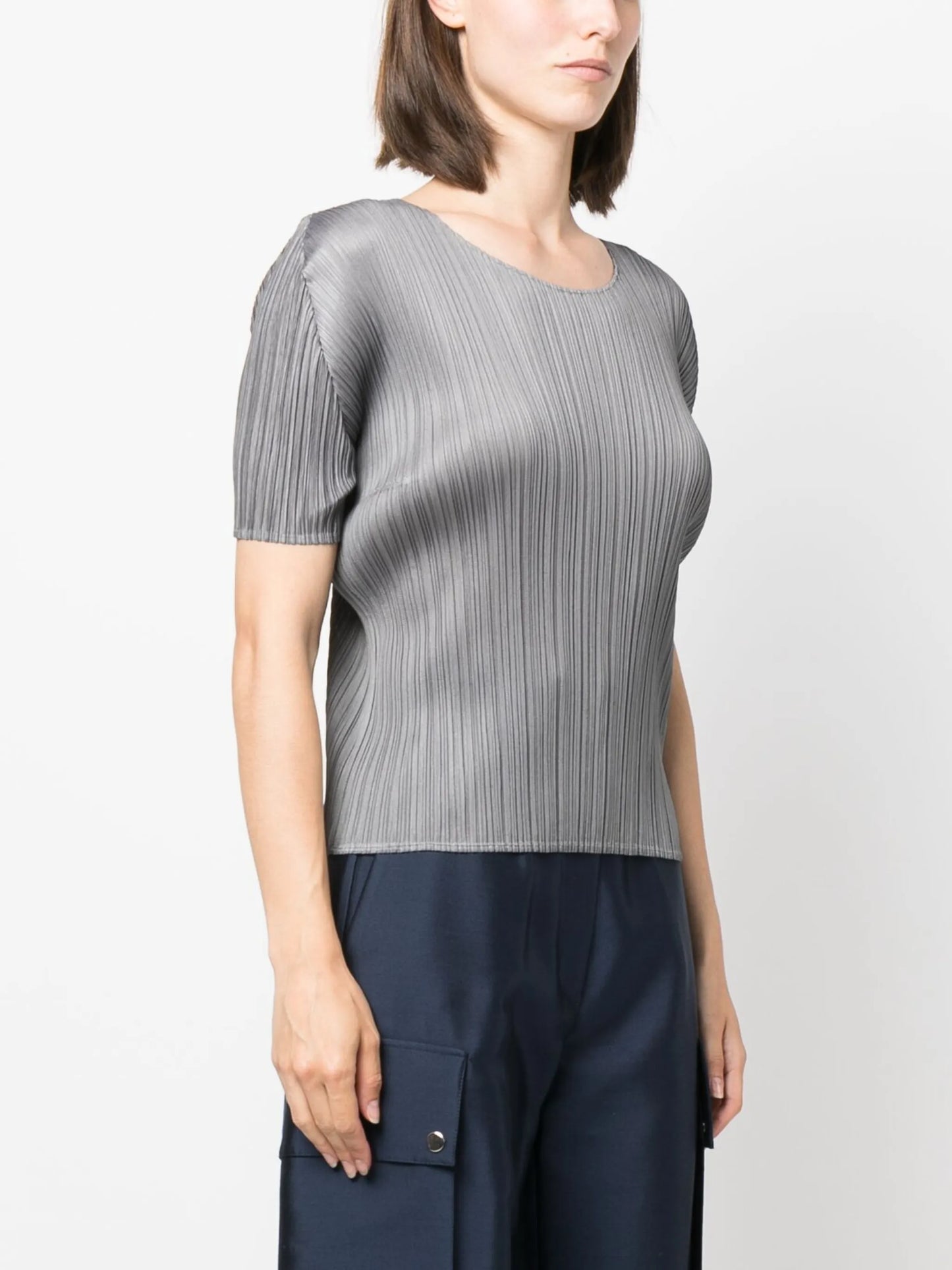 pleated short-sleeve T-shirt
