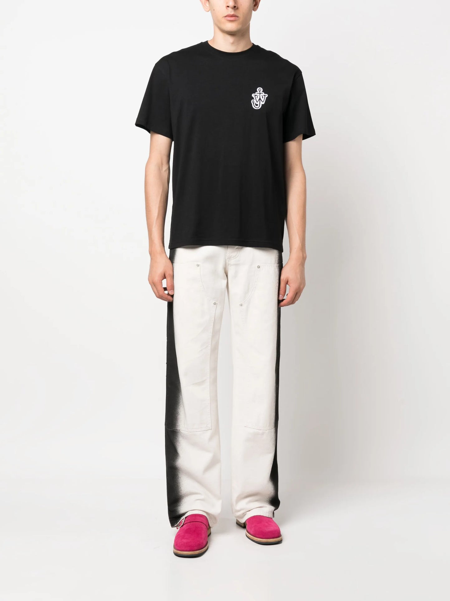 embroidered-logo T-shirt