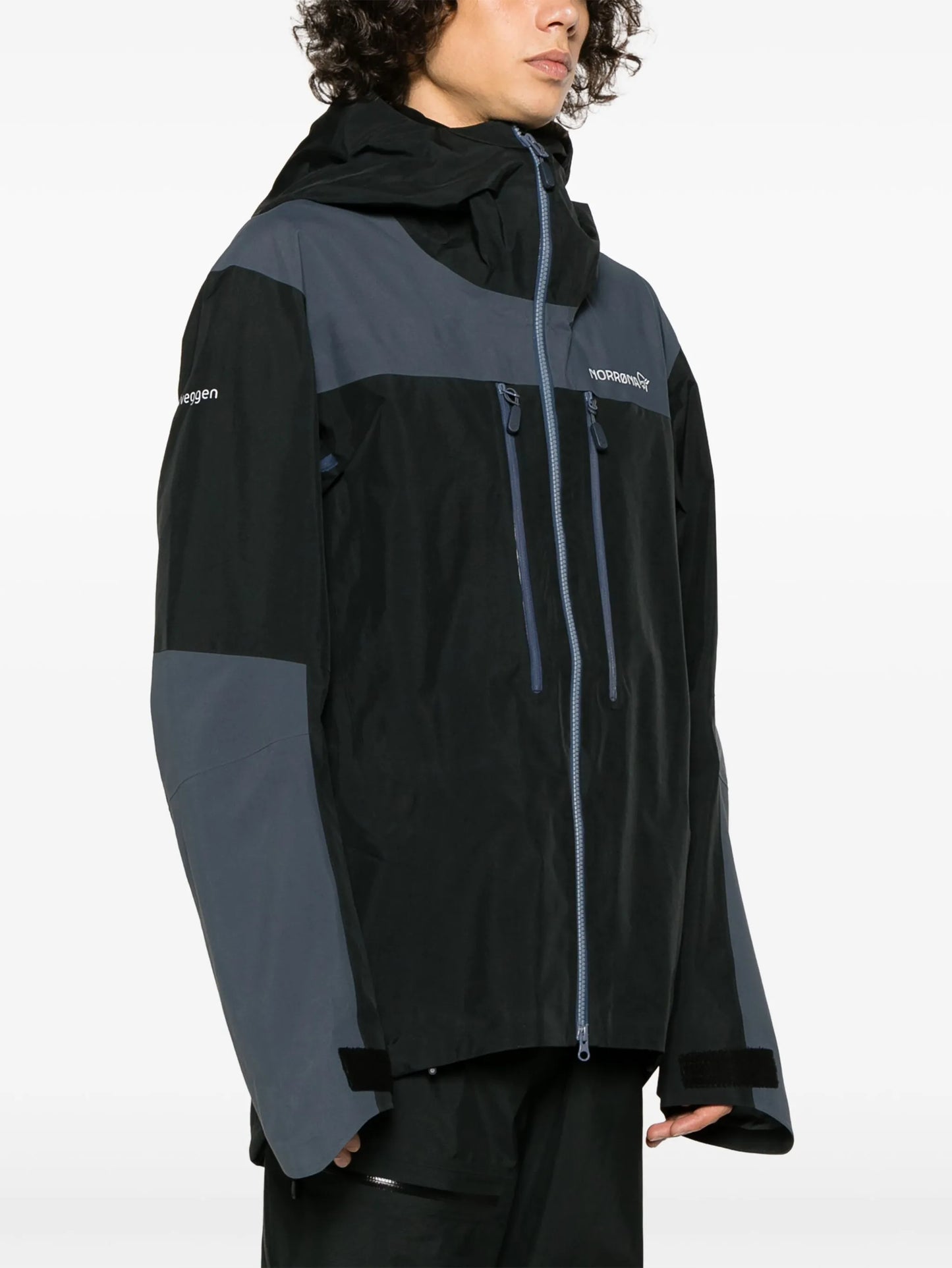 Trollveggen waterproof hooded jacket