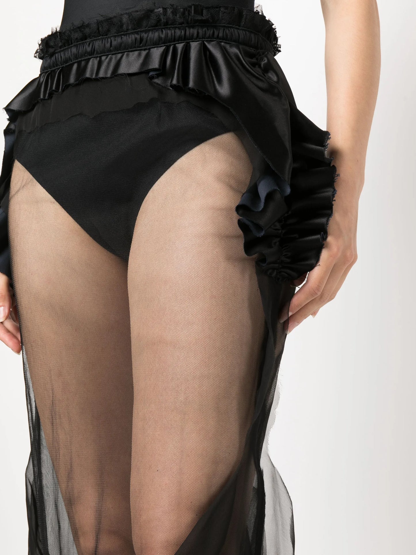Décortiqué tulle midi skirt