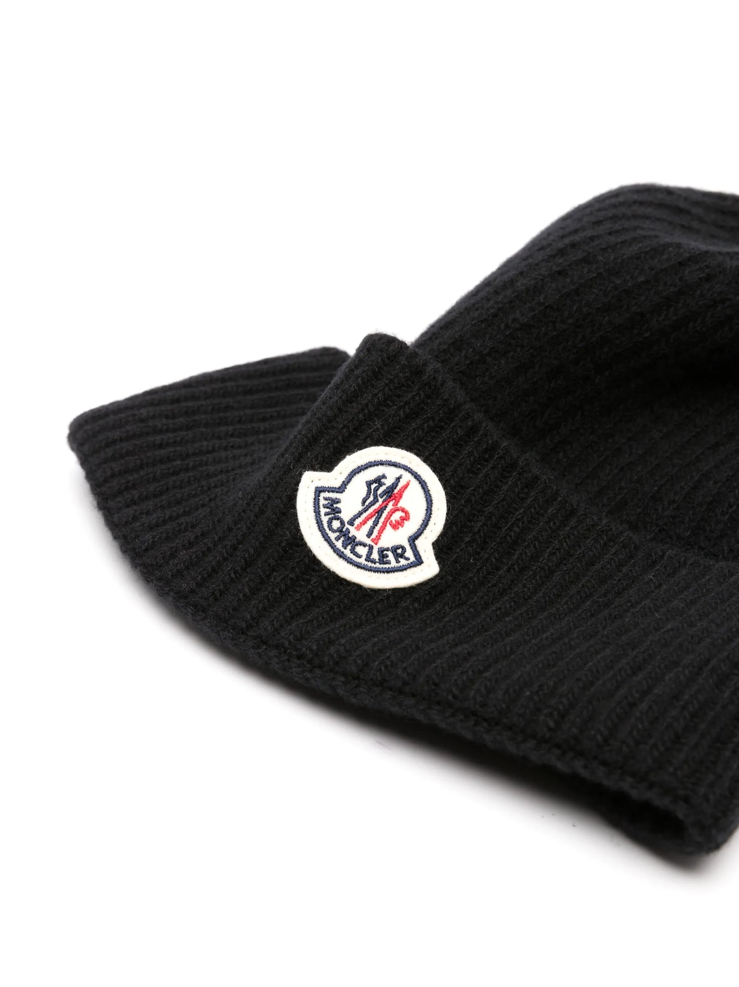 logo-patch ribbed-knit beanie