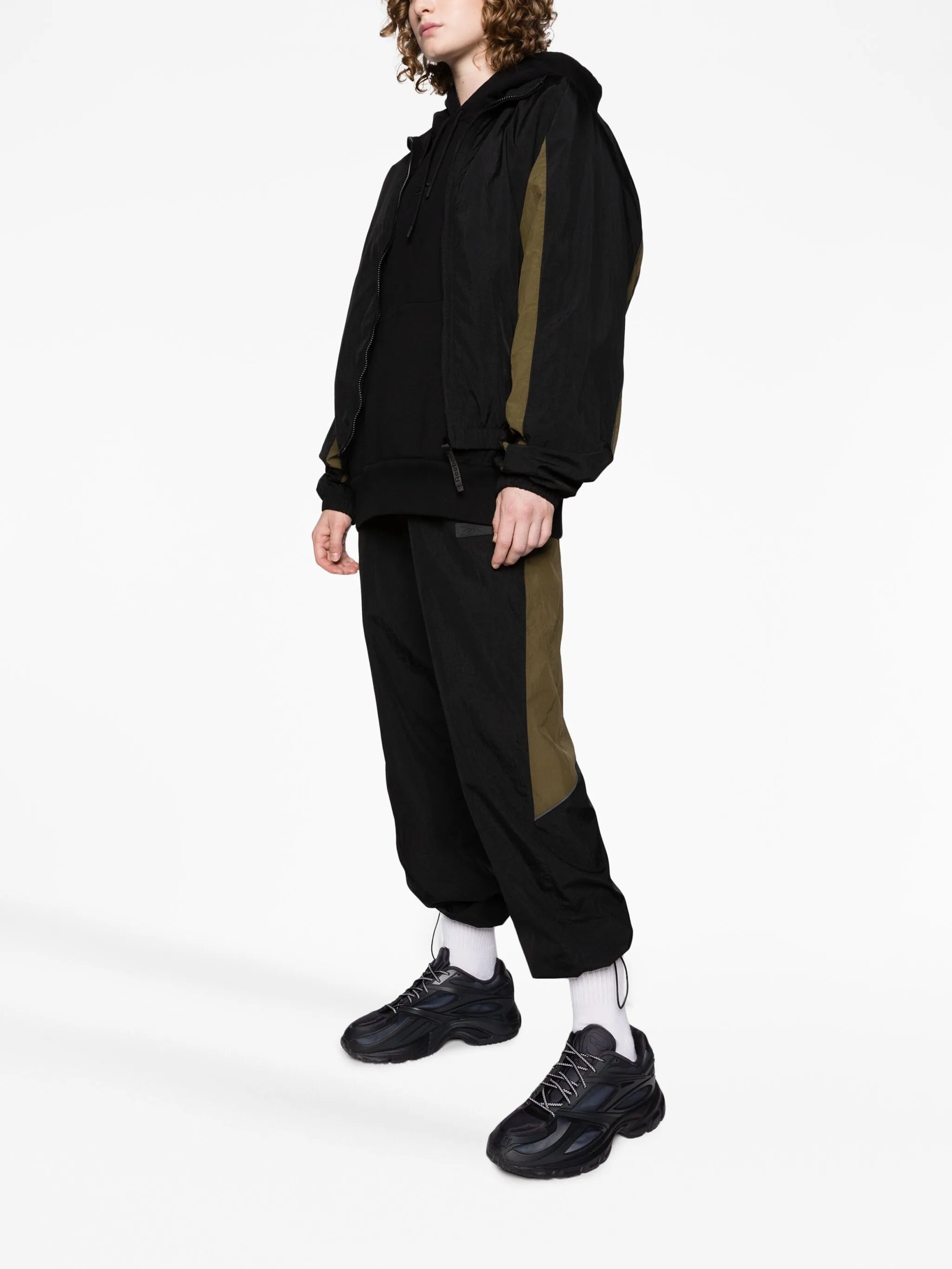 piped-trim cotton hoodie