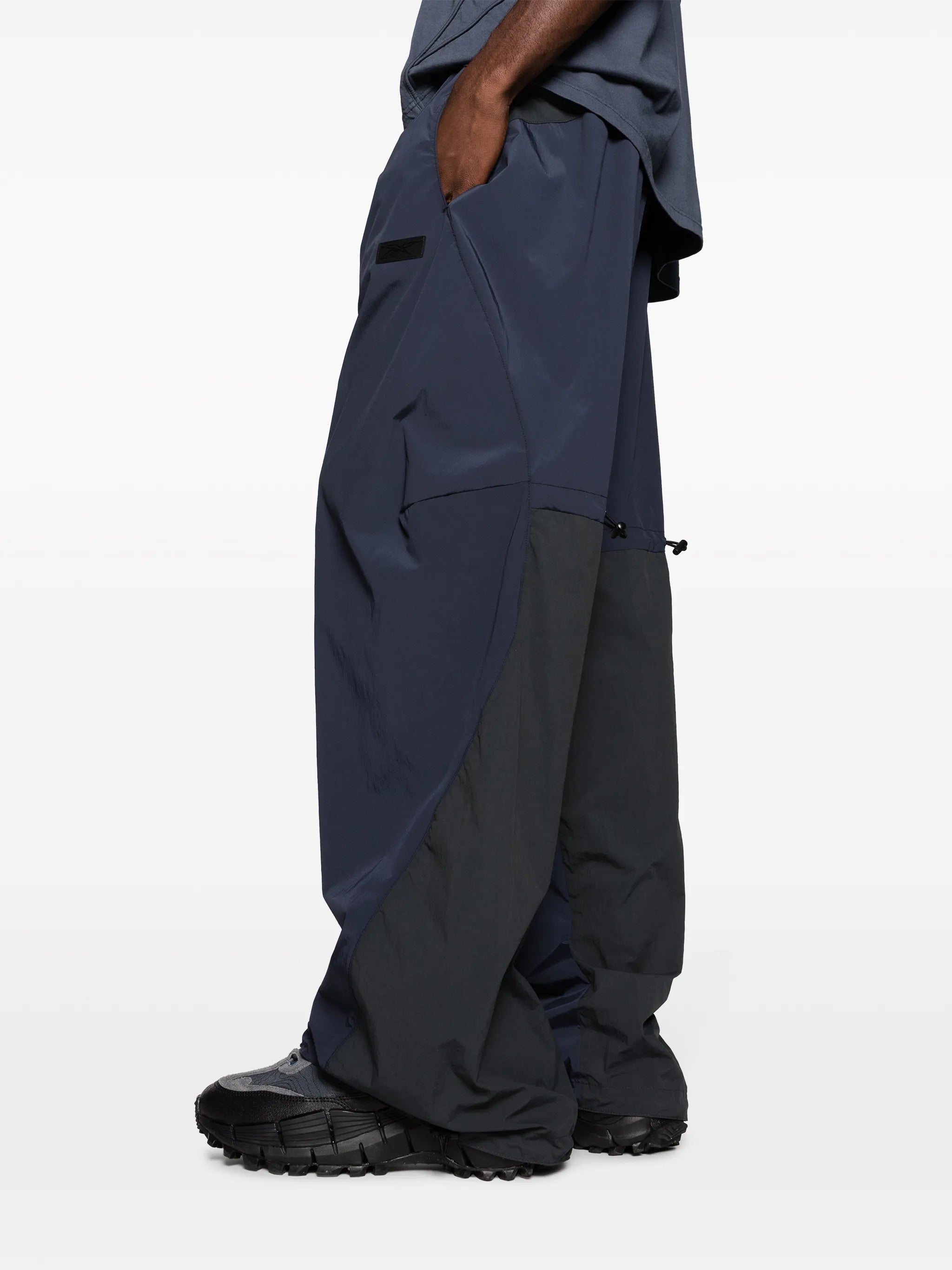 straight-leg drawstring track pants