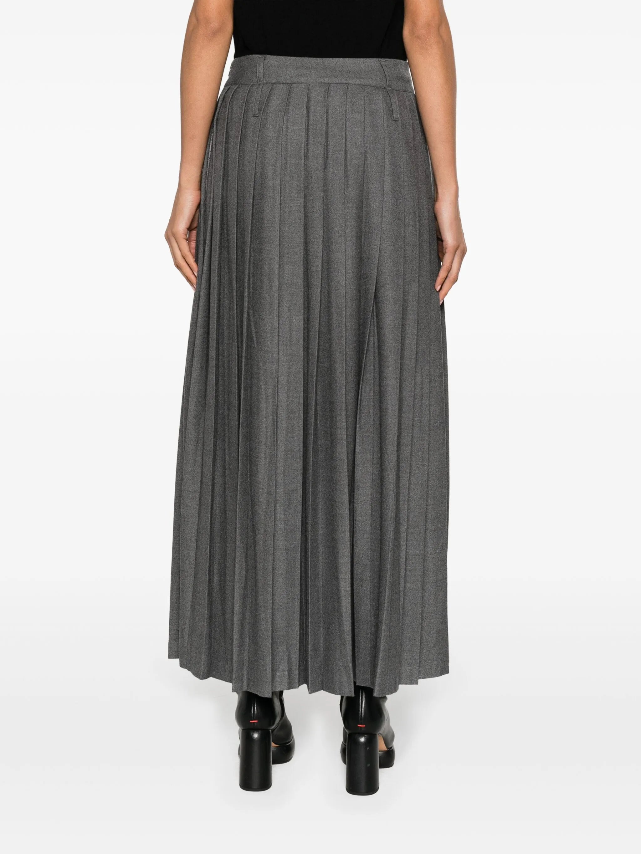 Bailey side-slit pleated skirt