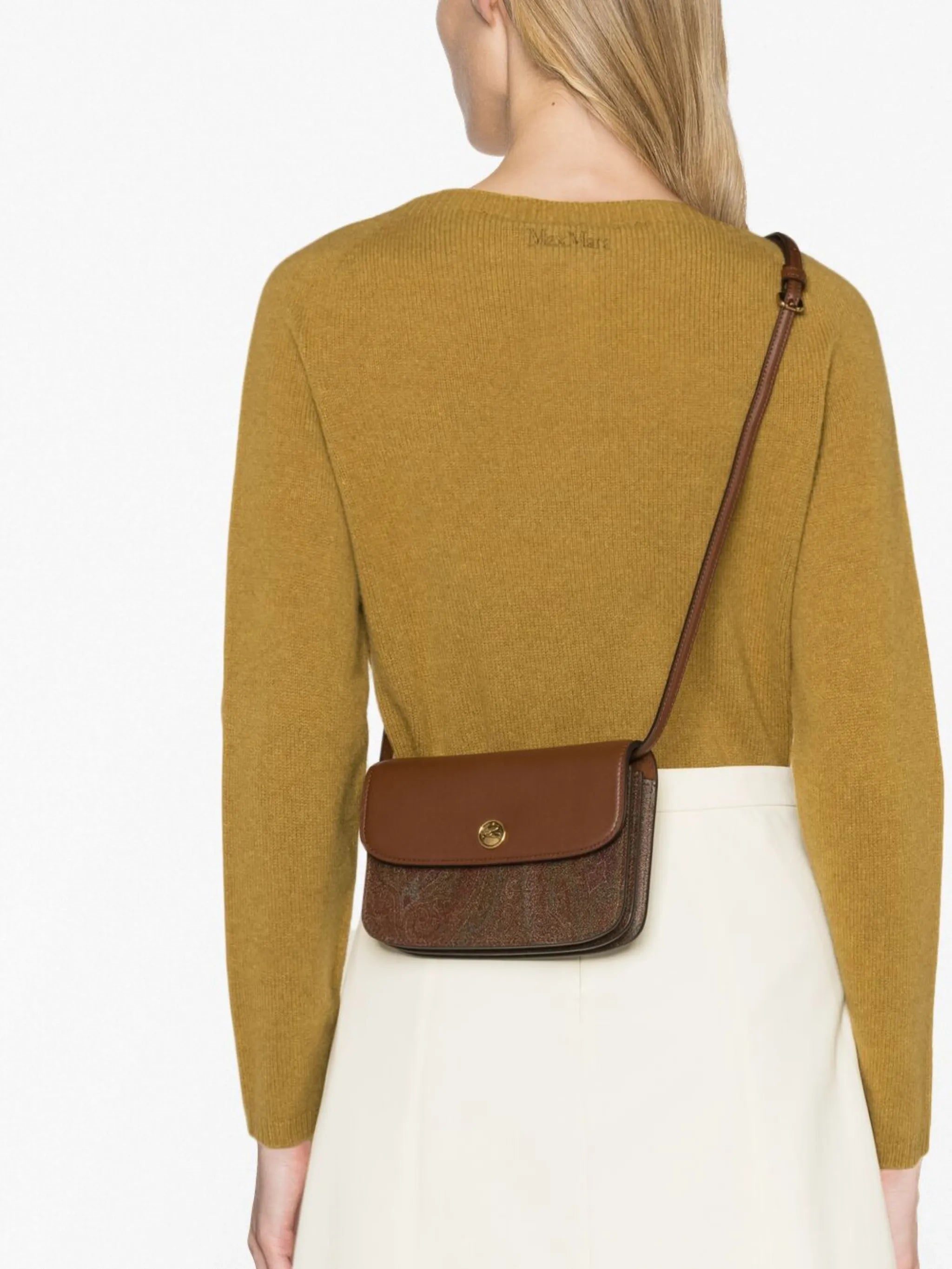 small Essential cross body bag