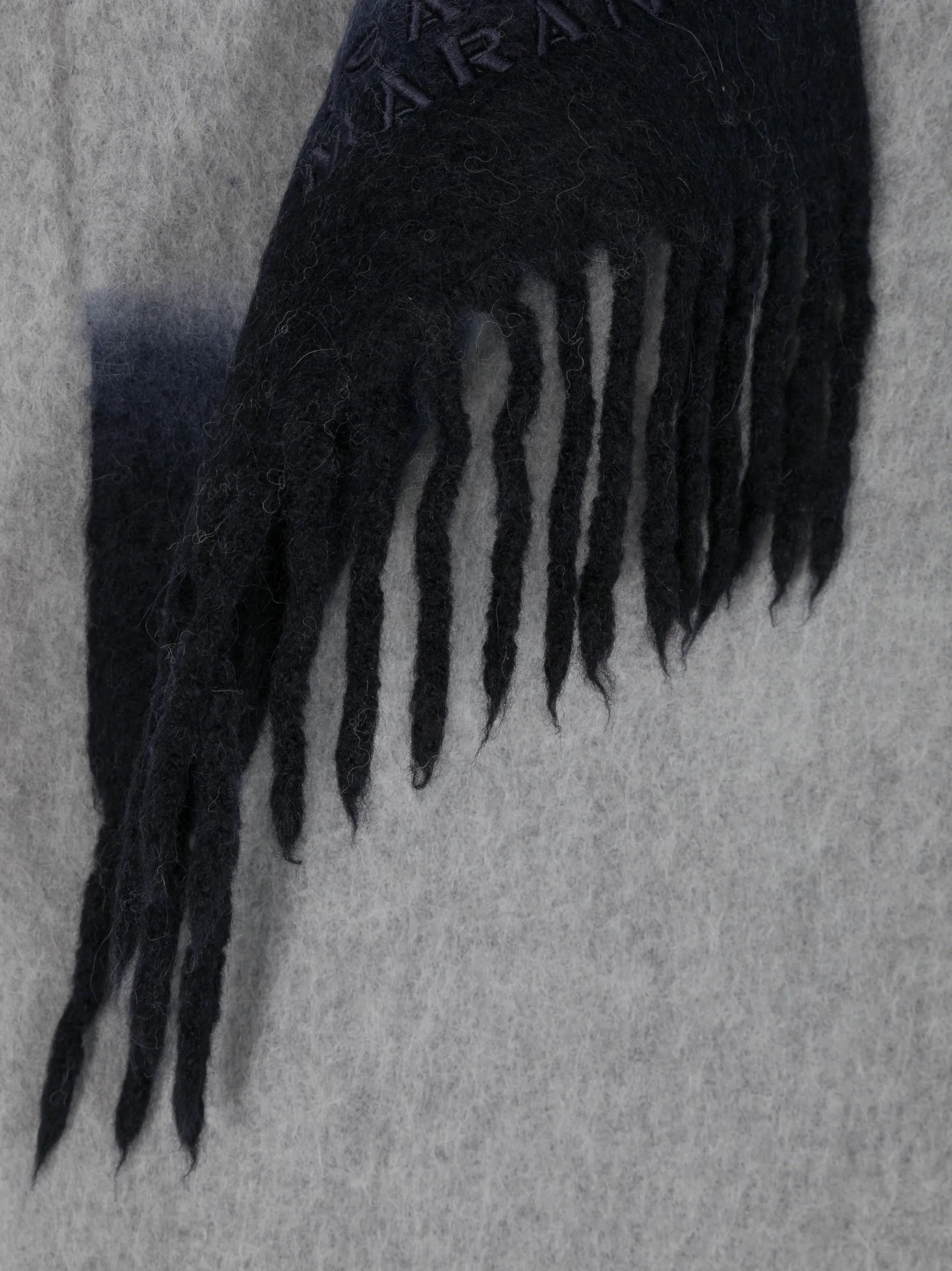 Firny embroidered-logo scarf