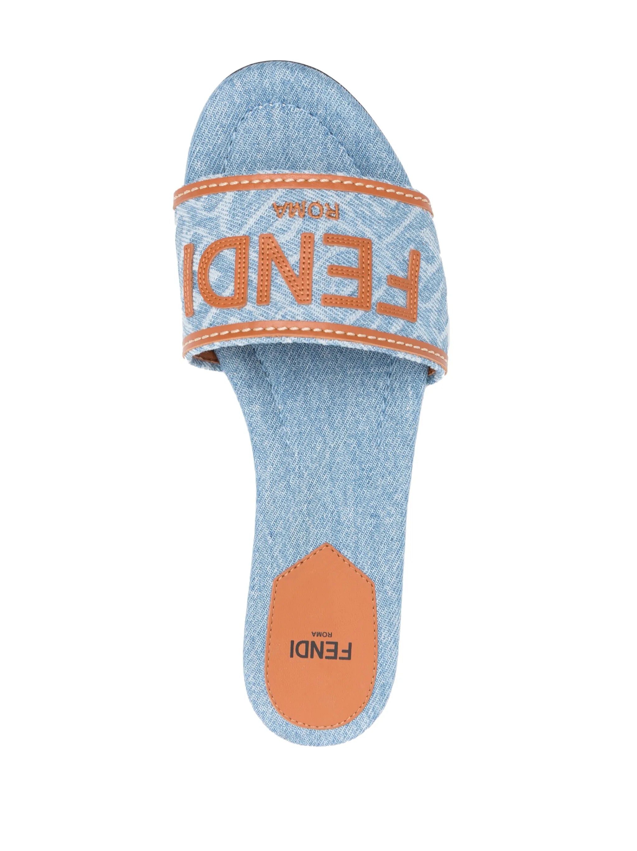 Signature embroidered-logo slides