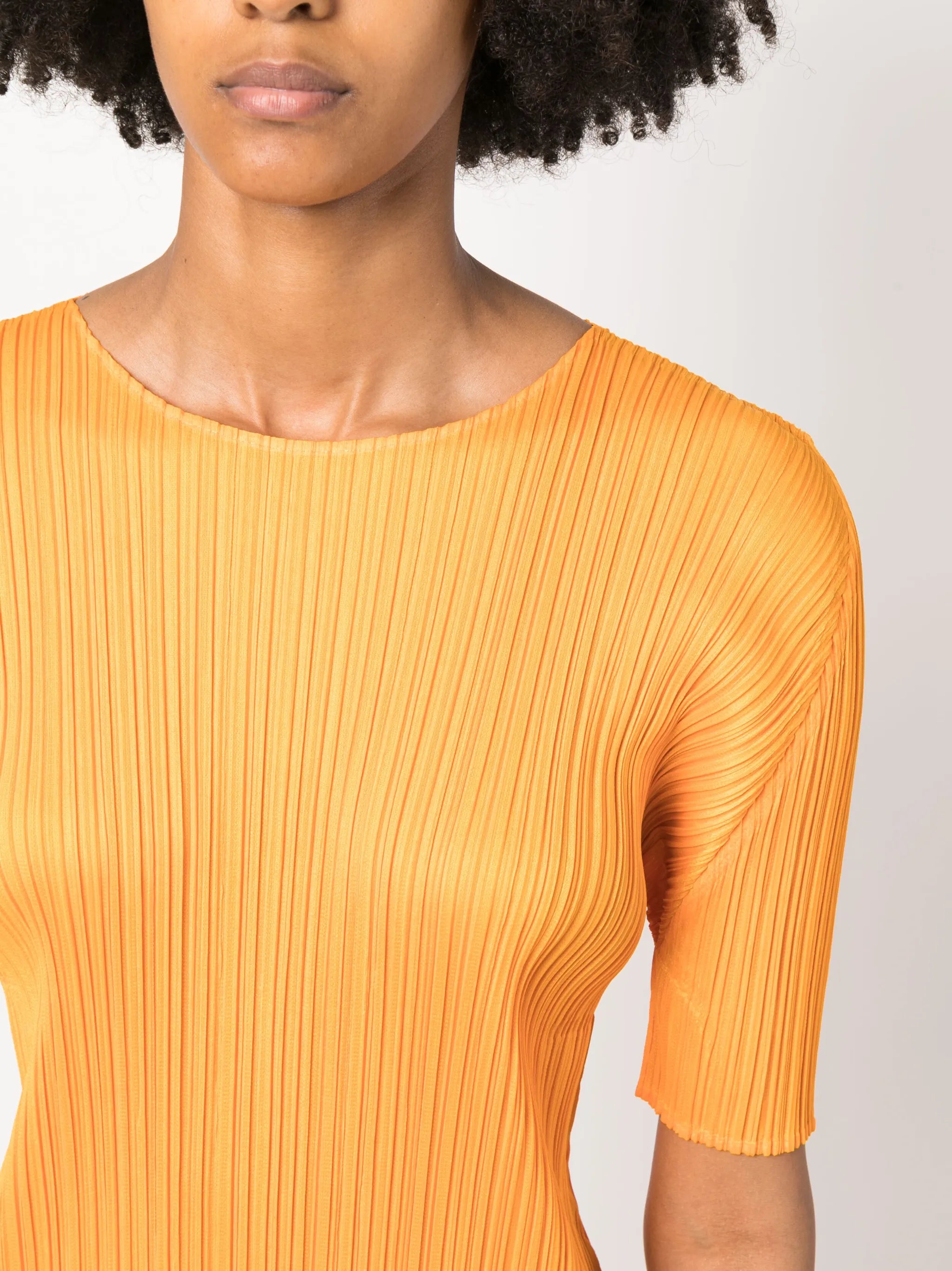 Monthly Colours May plissé midi dress