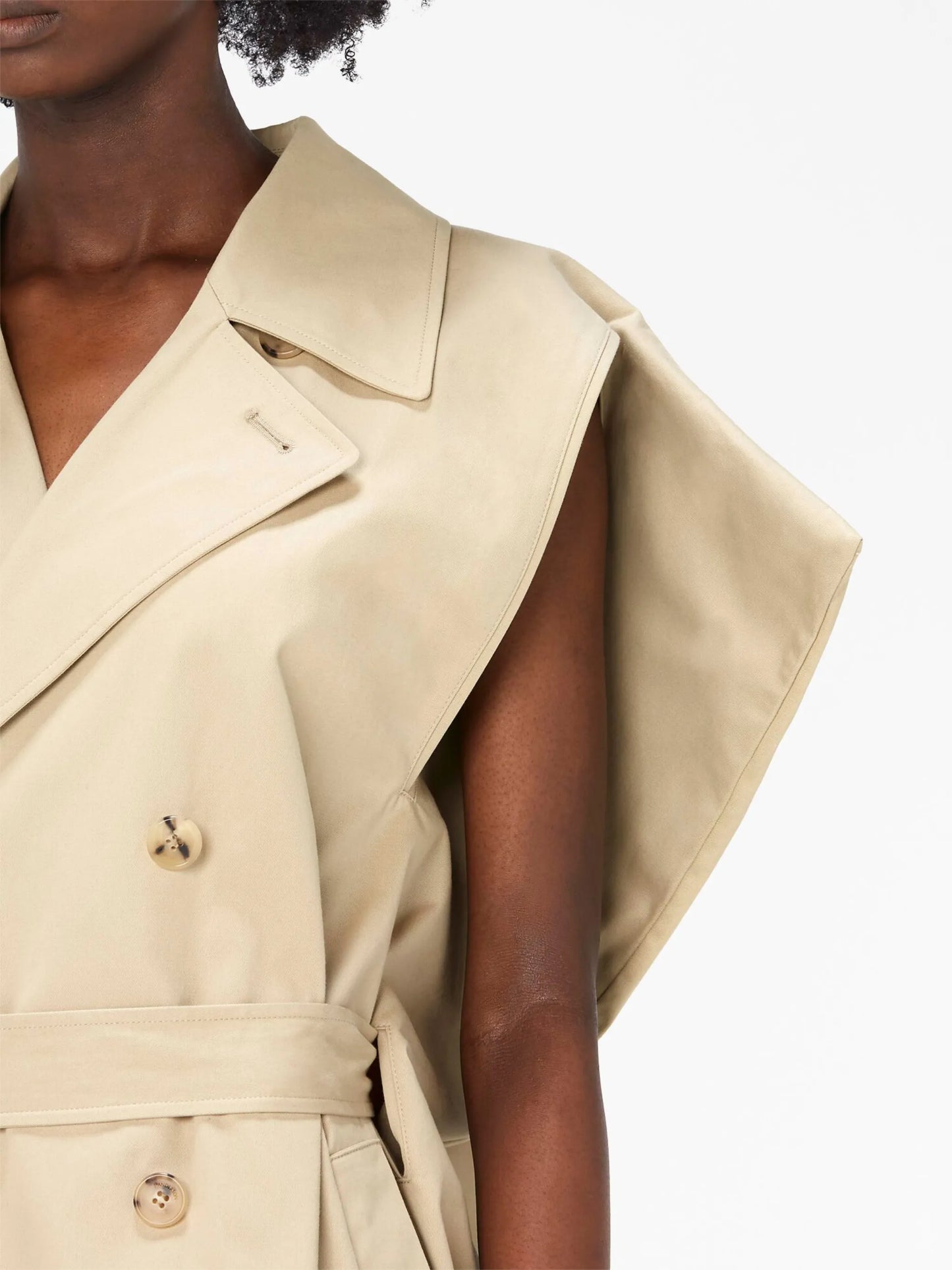 sleeveless kite trench coat