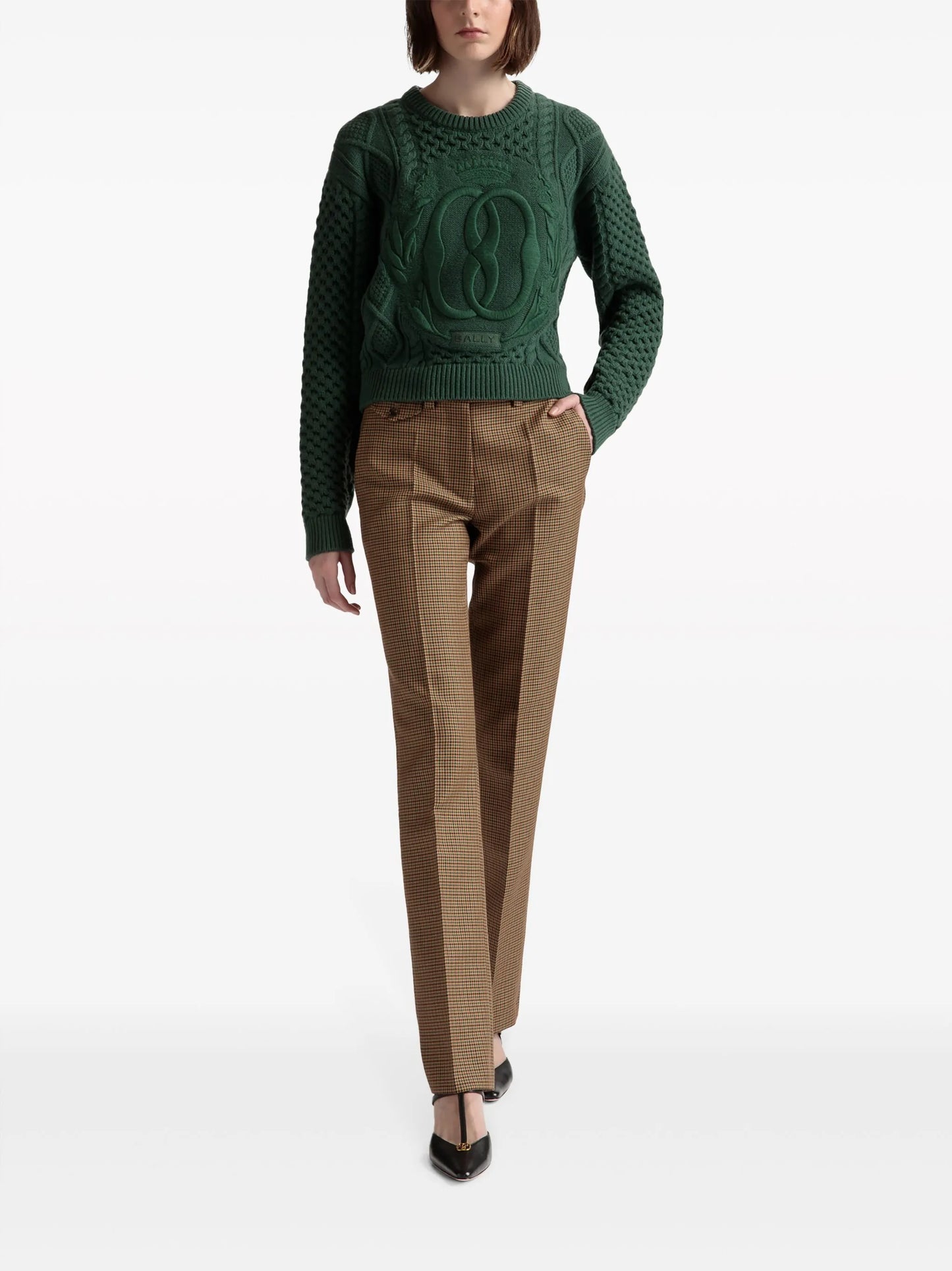 logo-embroidered cable-knit jumper