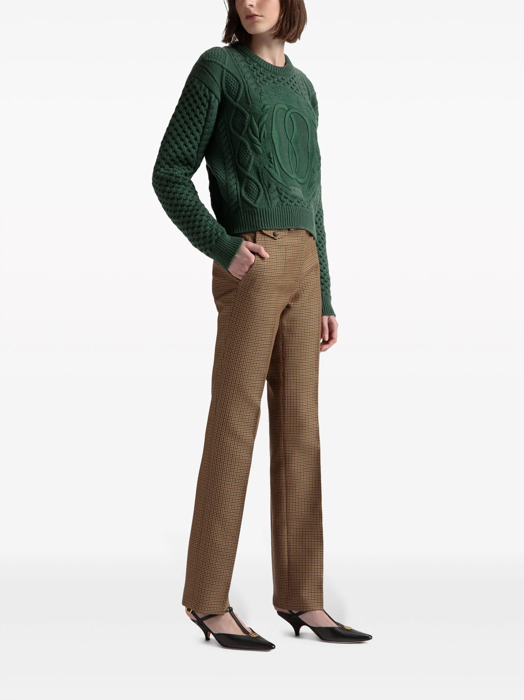 logo-embroidered cable-knit jumper