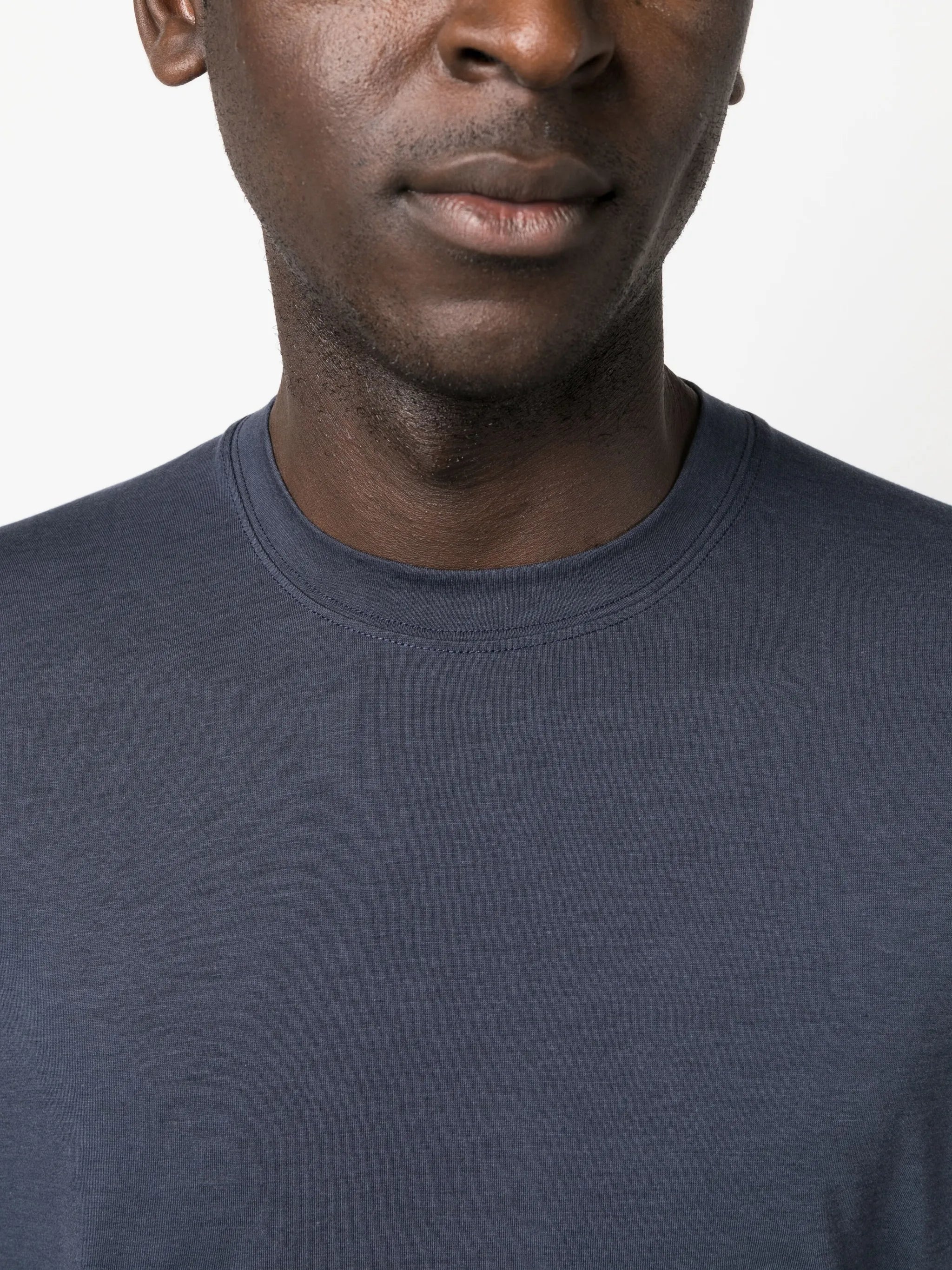 crew-neck short-sleeve T-shirt