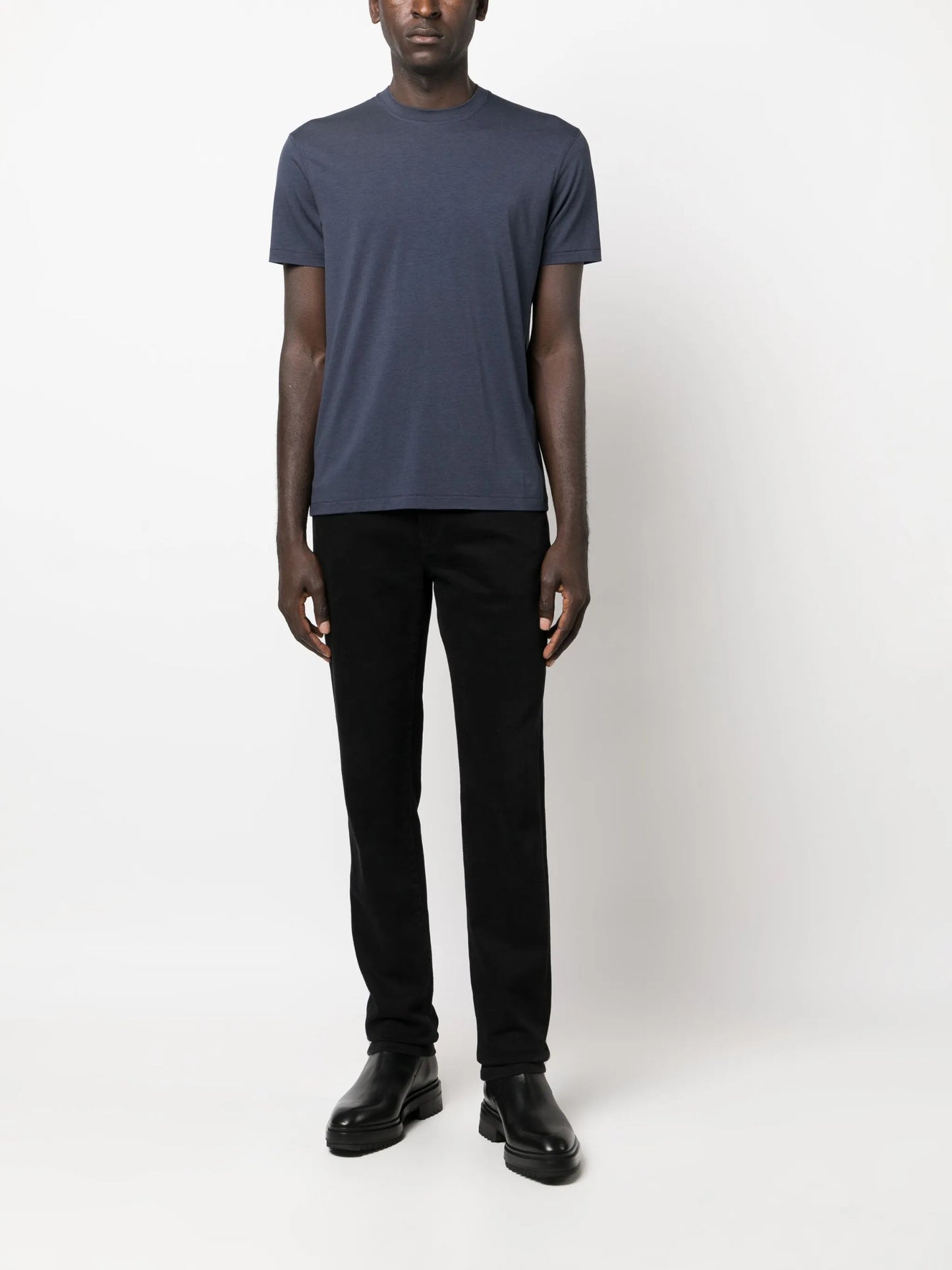 crew-neck short-sleeve T-shirt