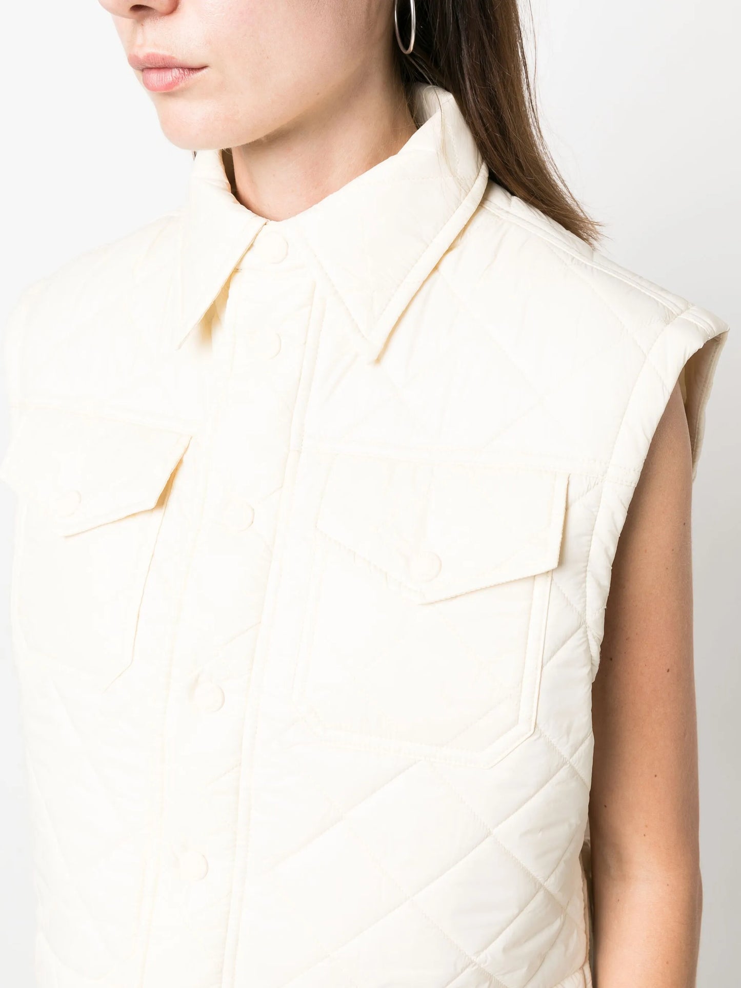 diamond-quilted cropped gilet