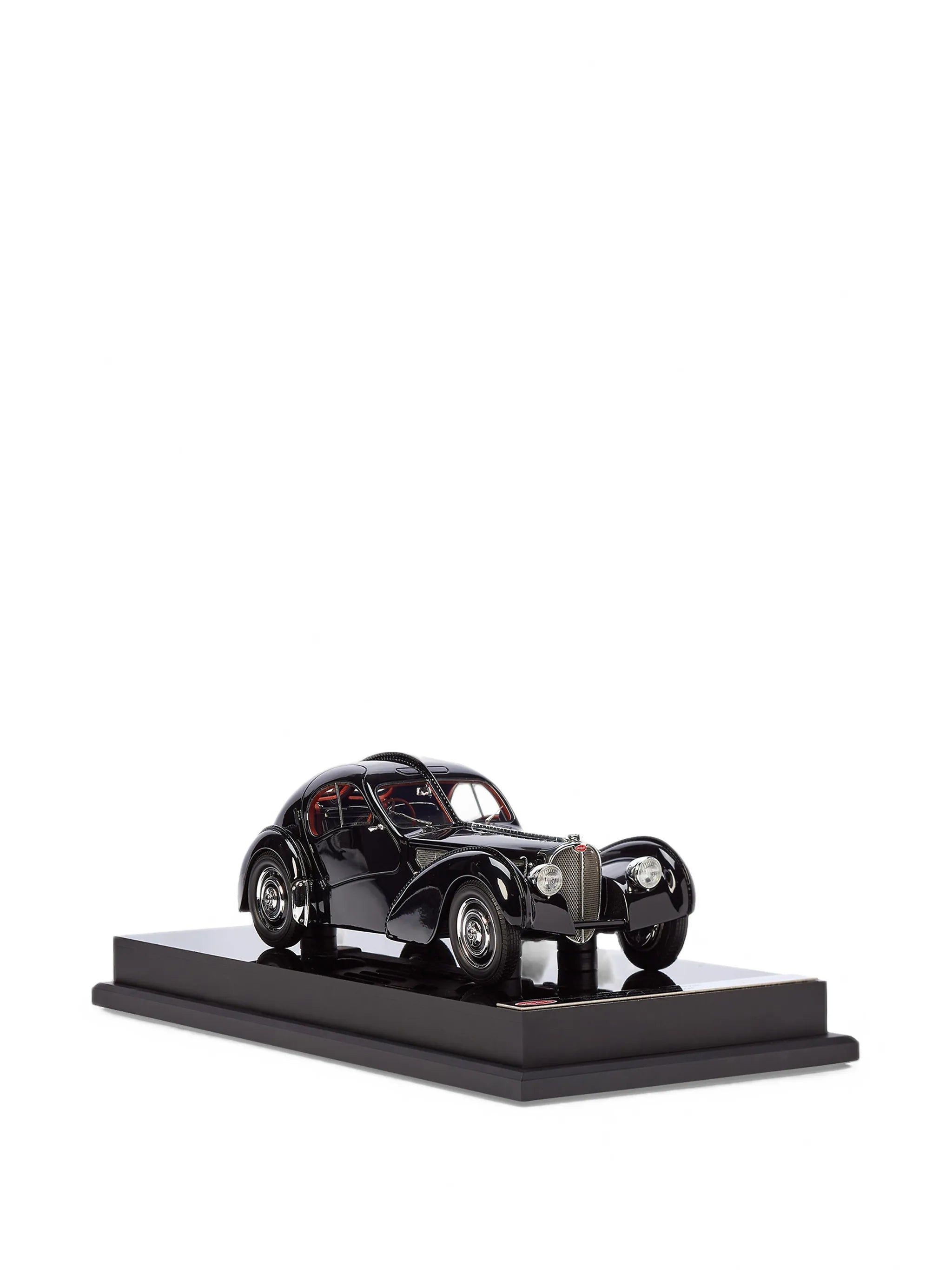 Bugatti 57SC Atlantic Coupé miniature car model