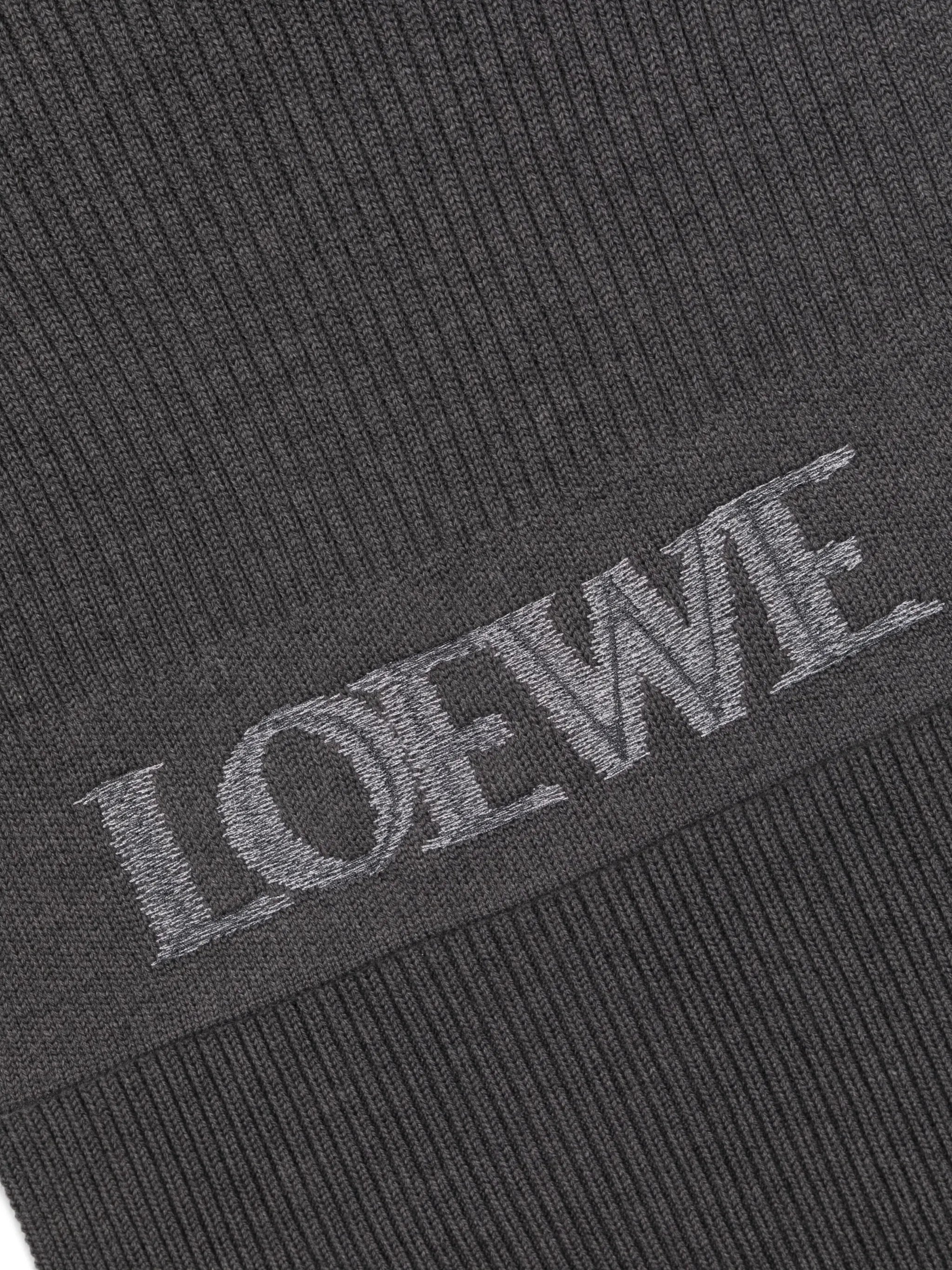 logo-embroidered ribbed-knit scarf