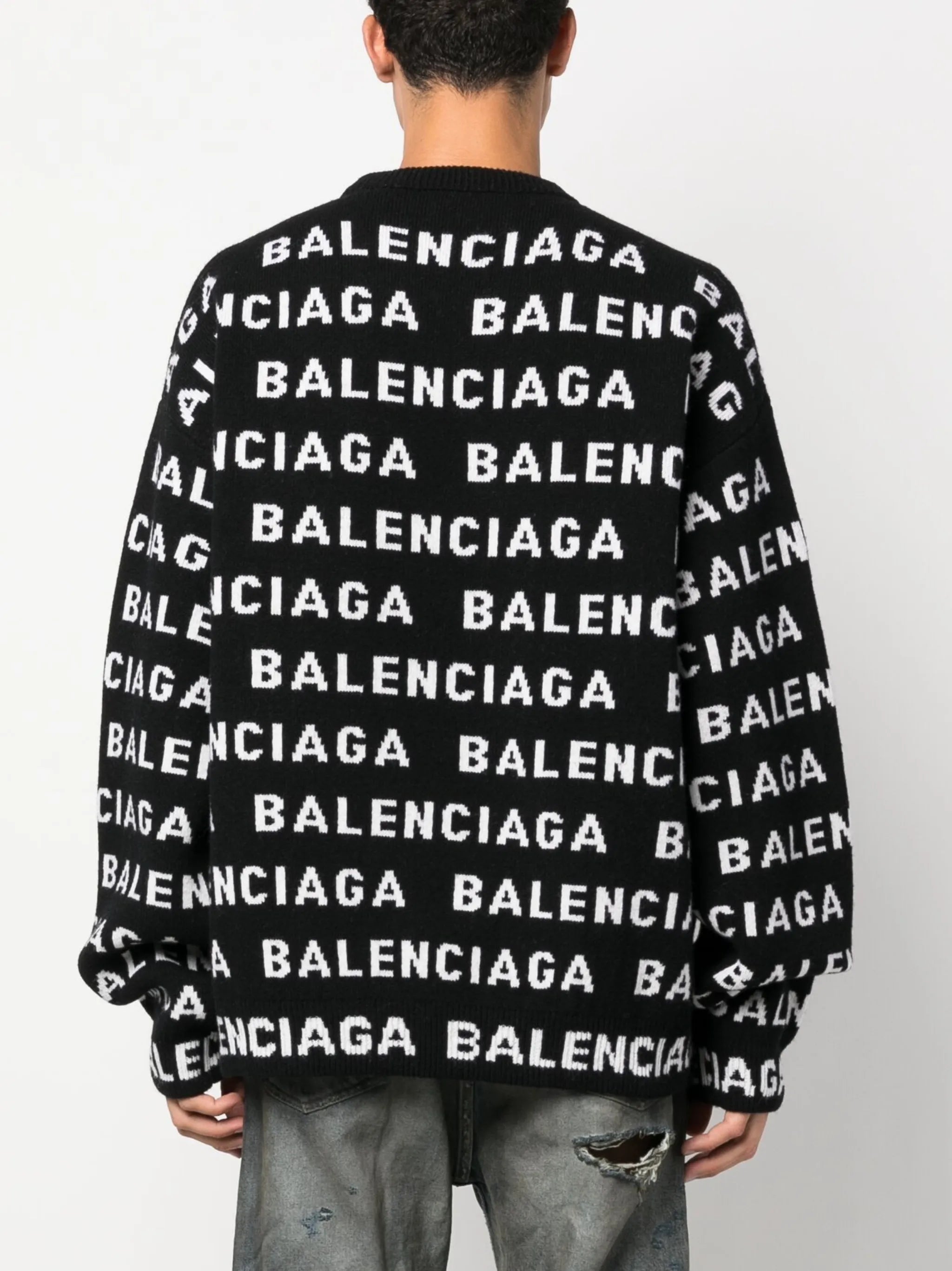 intarsia-knit logo jumper