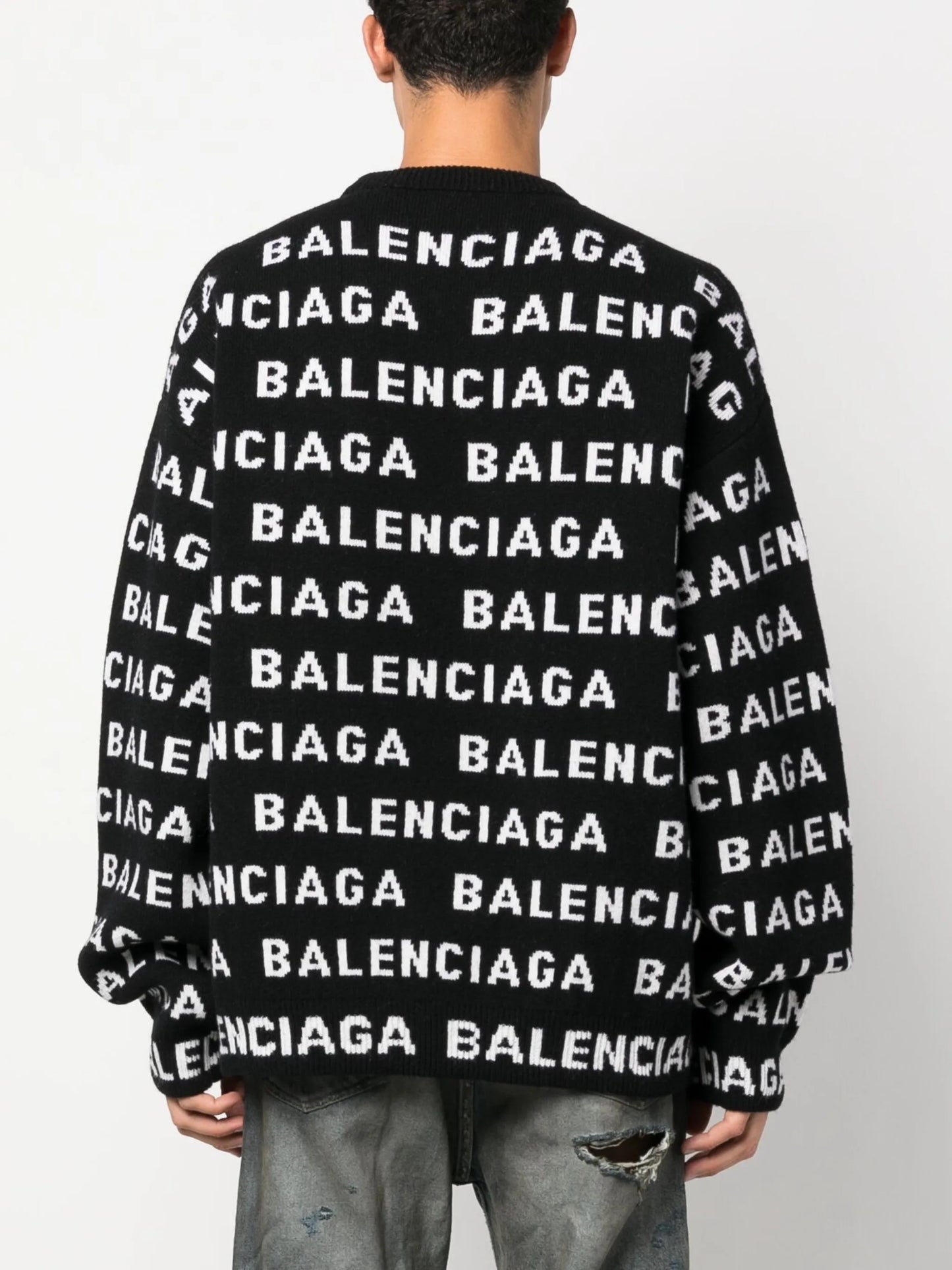 intarsia-knit logo jumper