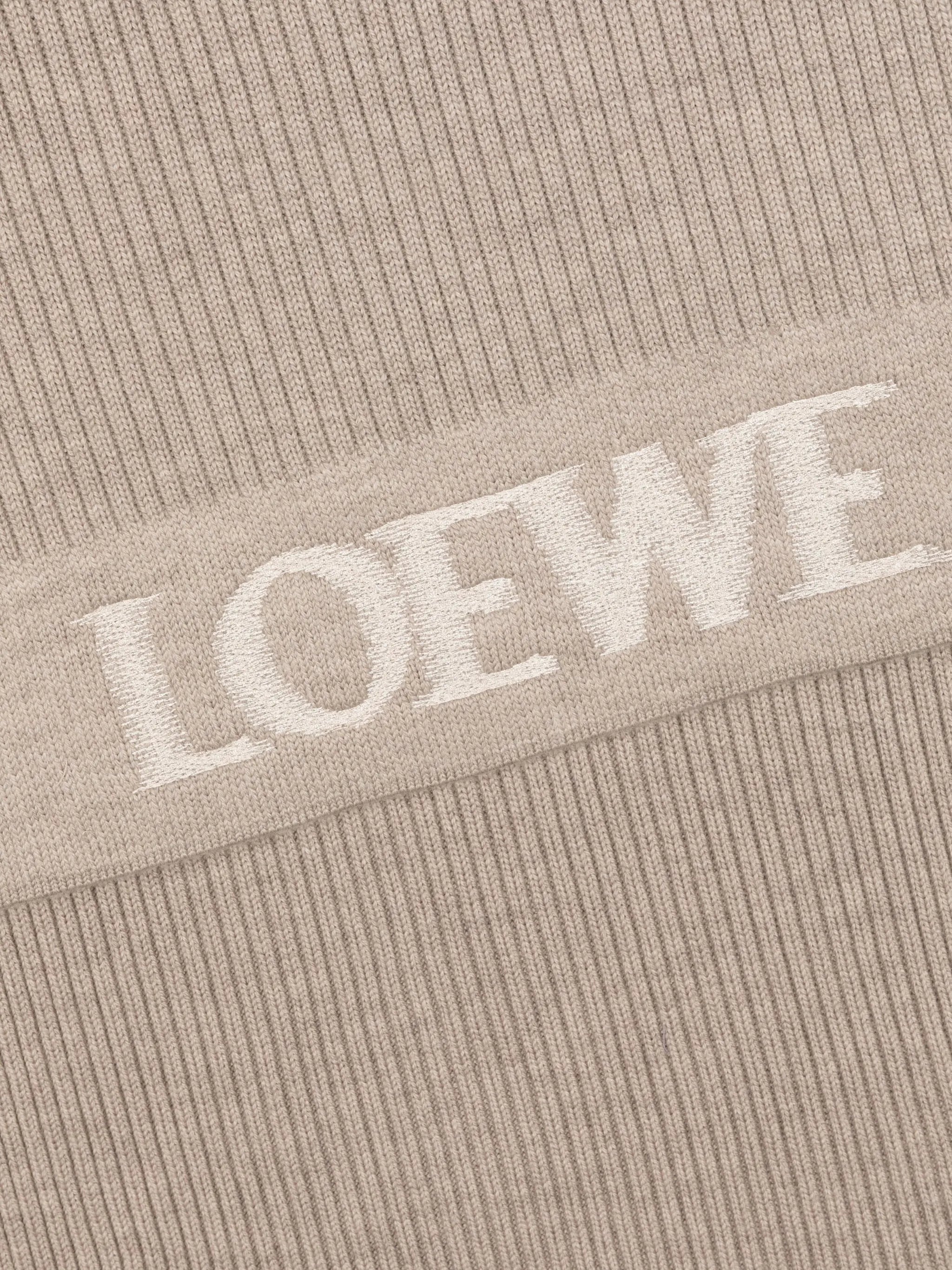logo-embroidered ribbed-knit scarf