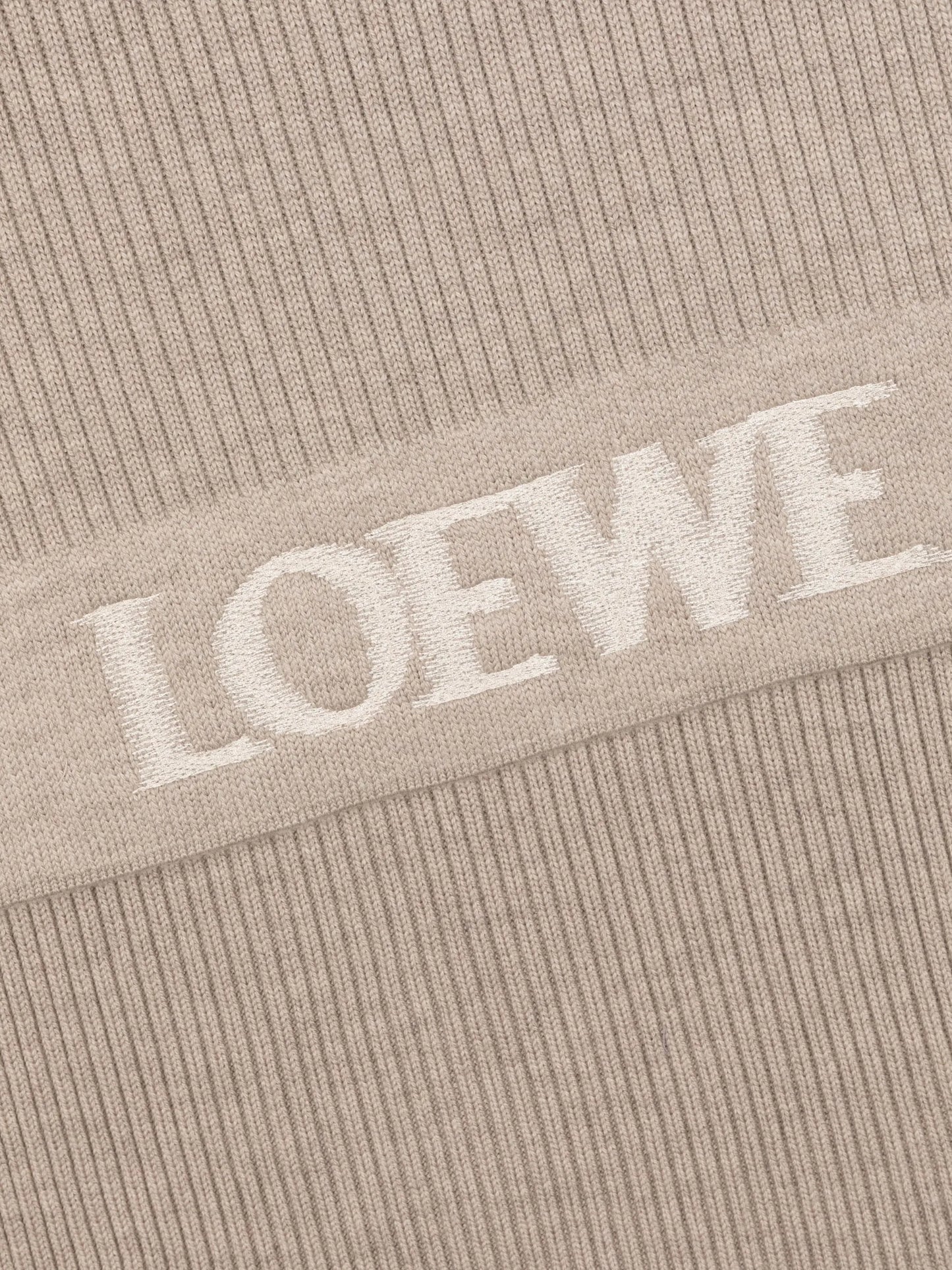 logo-embroidered ribbed-knit scarf