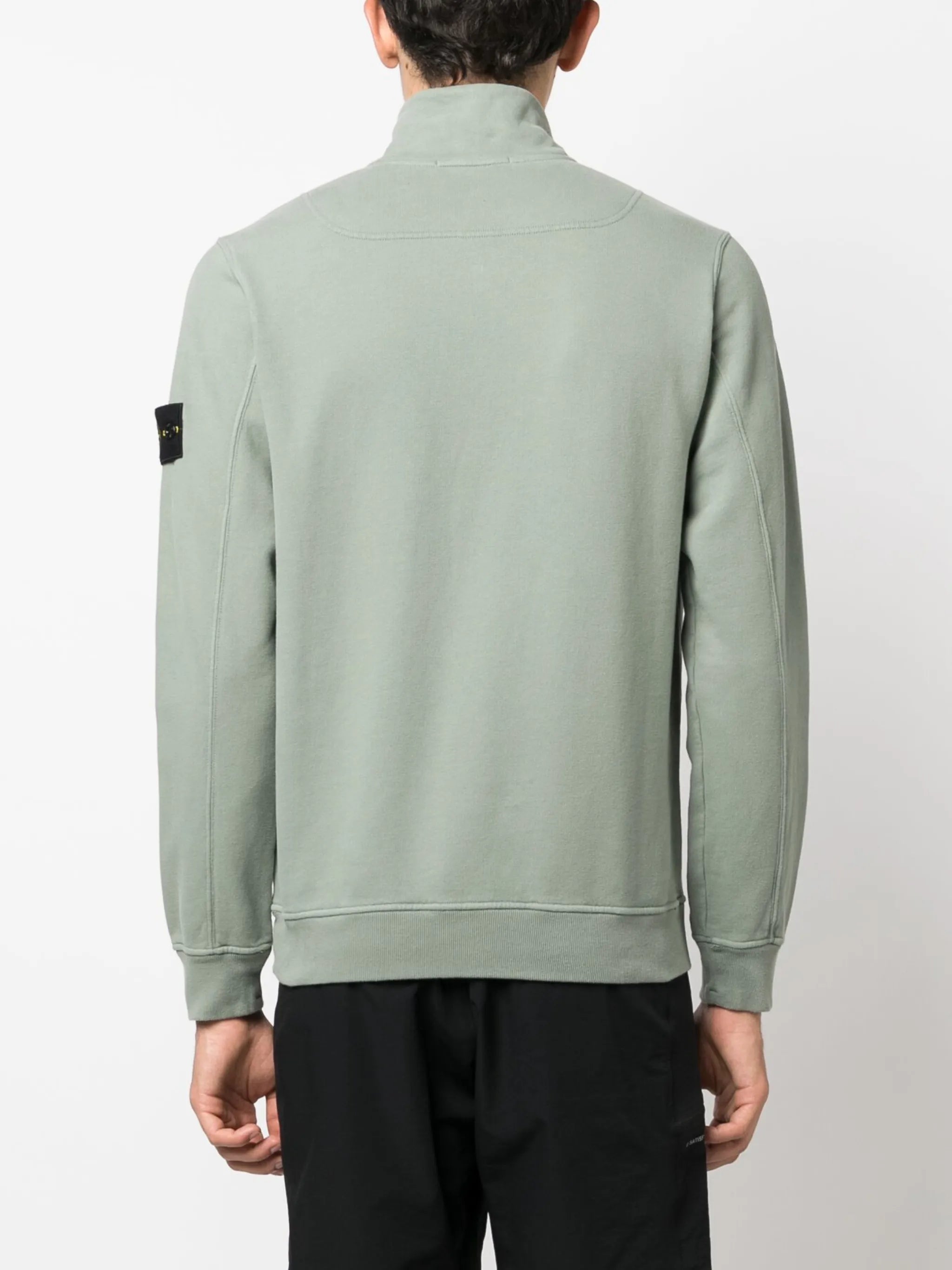 Compass-patch zip-fastening sweatshirt