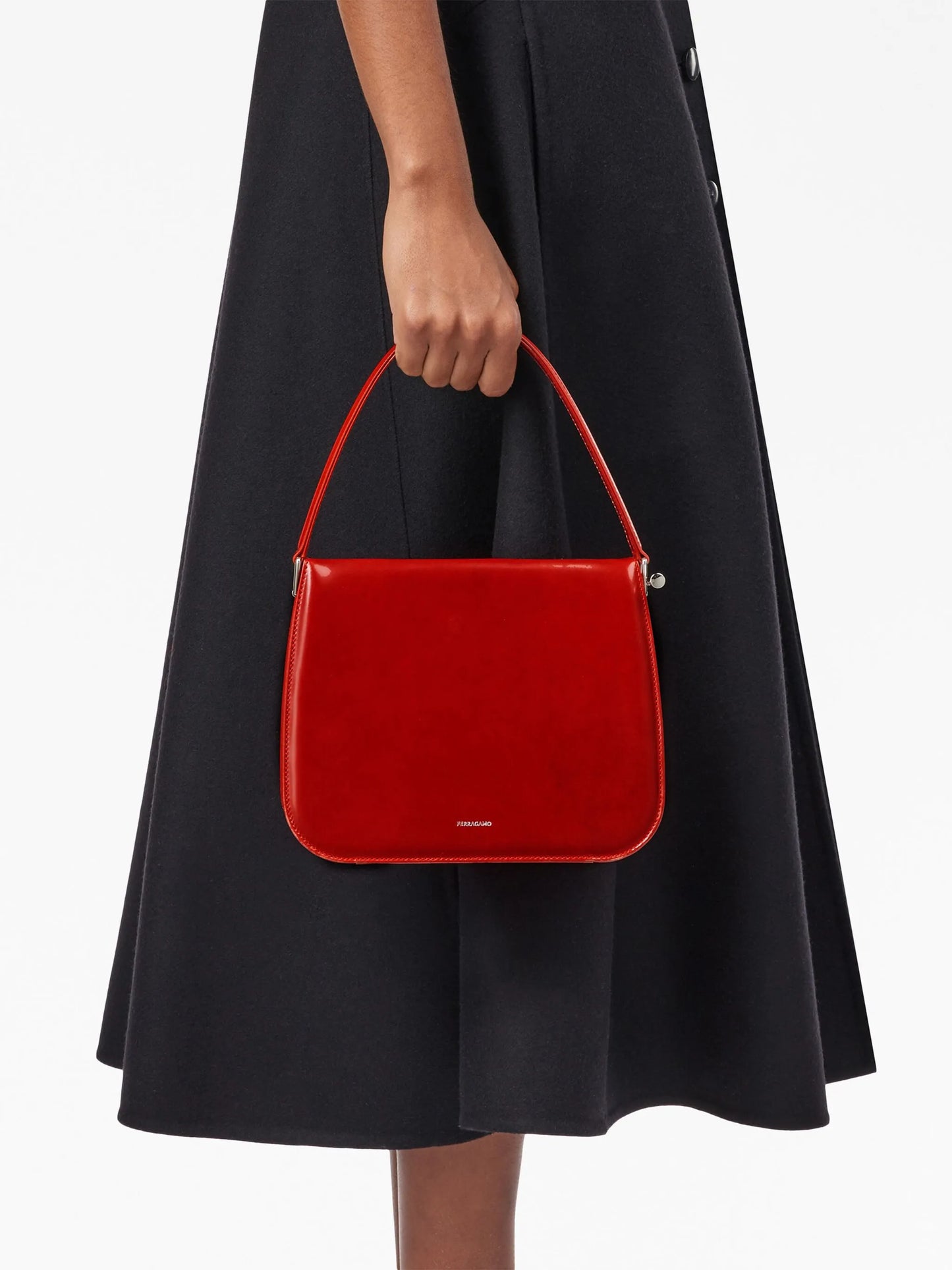 Semi-rigid leather bag